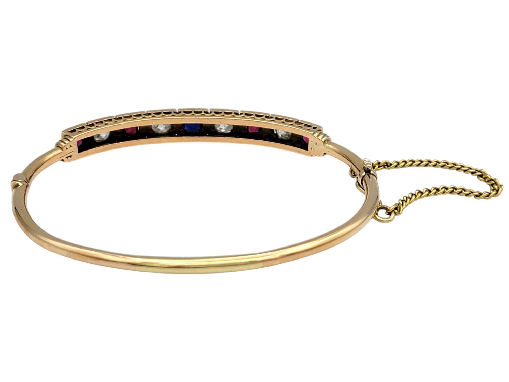 Bracelet jonc de l'époque victorienne en or rose 14 carats avec rubis, saphirs et diamants Pour femmes en vente