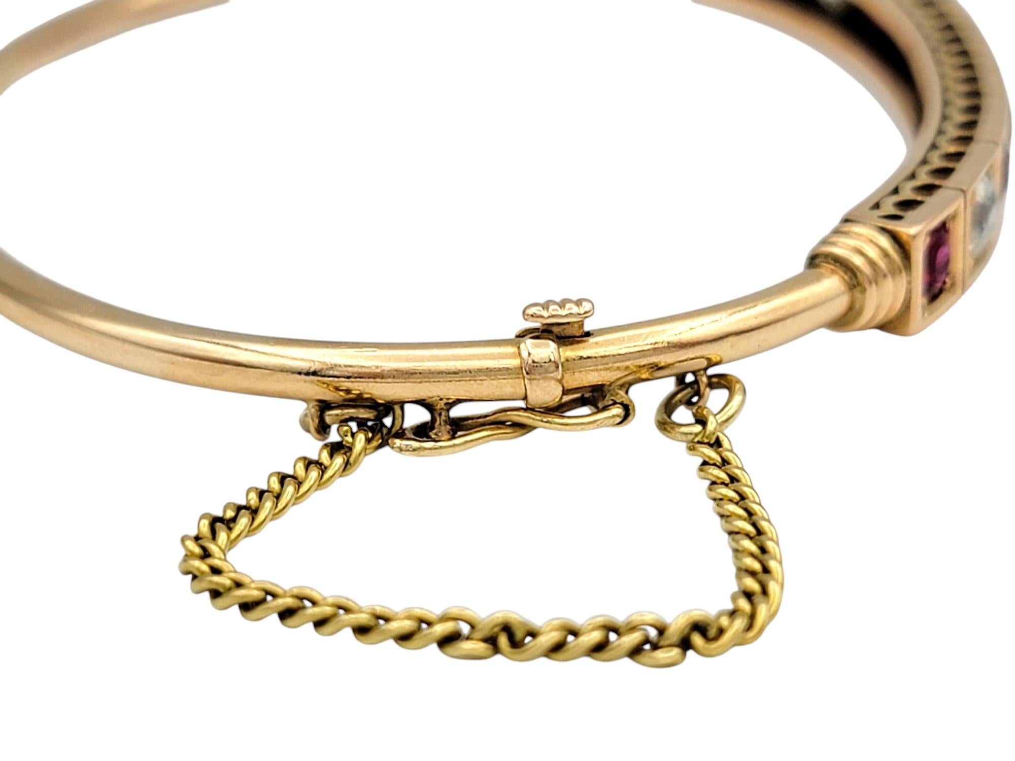 Bracelet jonc de l'époque victorienne en or rose 14 carats avec rubis, saphirs et diamants en vente 1
