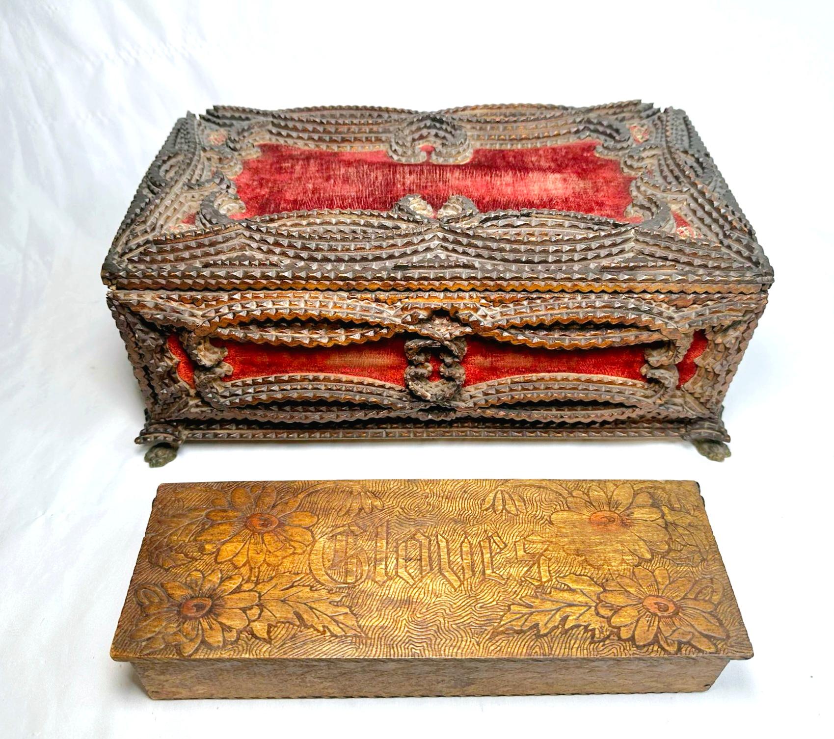 Baúl/caja de la época victoriana Tramp Art Chip Carved con guantera adicional en venta 4