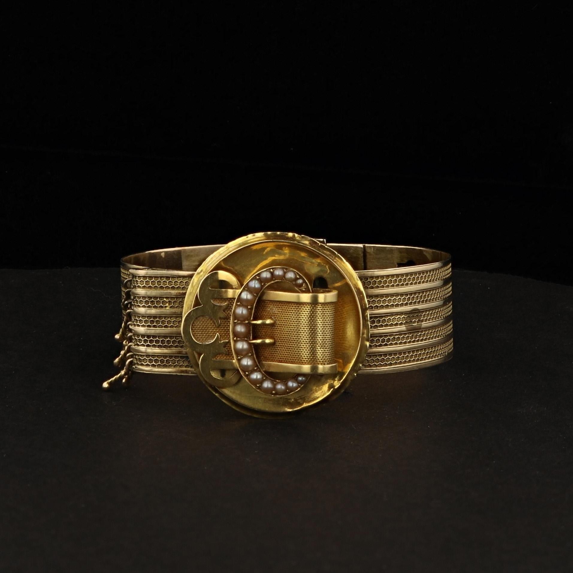 Victorian Era Yellow Gold Buckle Bracelet with Seed Pearl Accents In Good Condition In NEW ORLEANS, LA