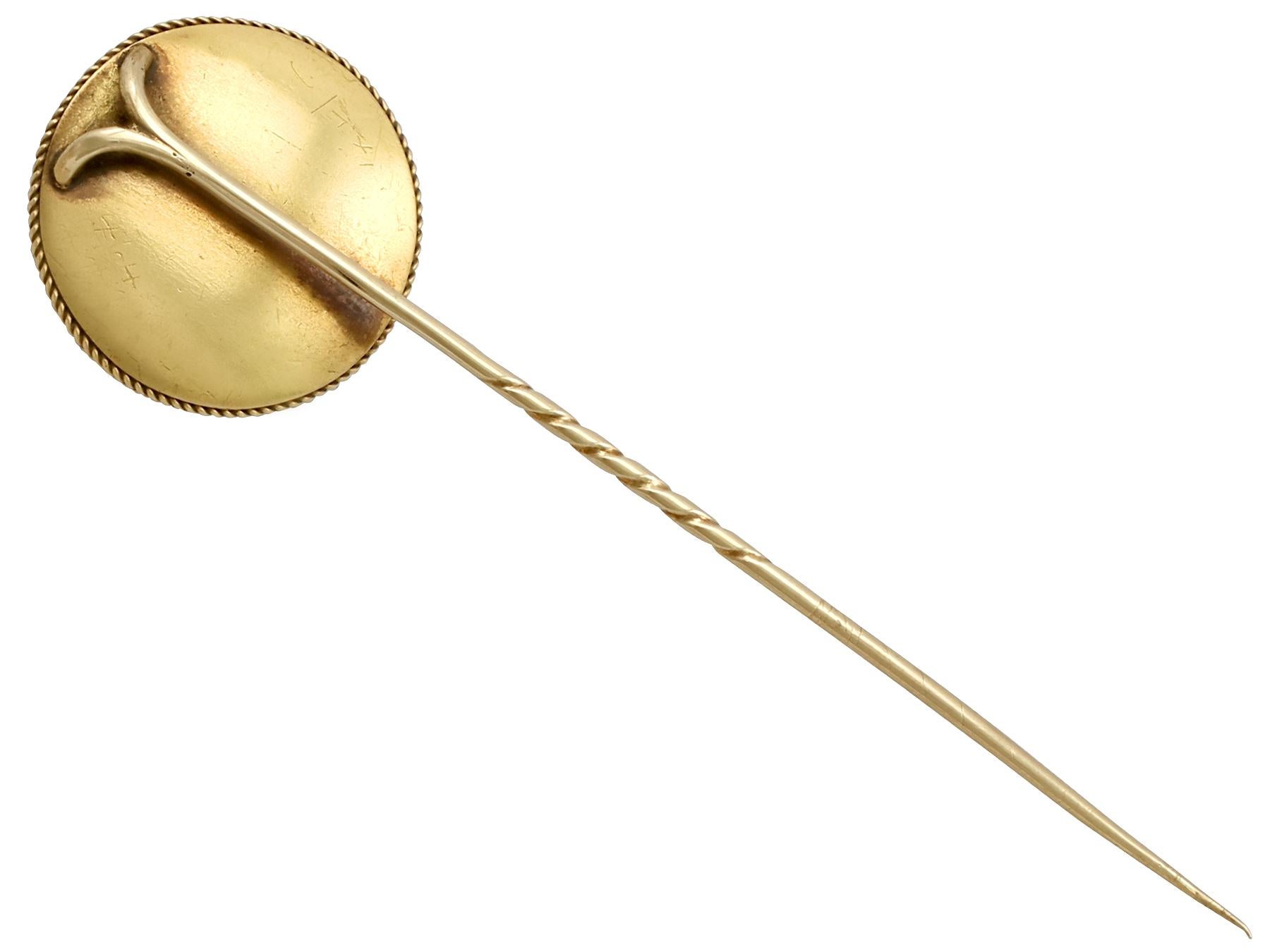 Cabochon Victorian Essex Crystal Yellow Gold Stickpin Brooch