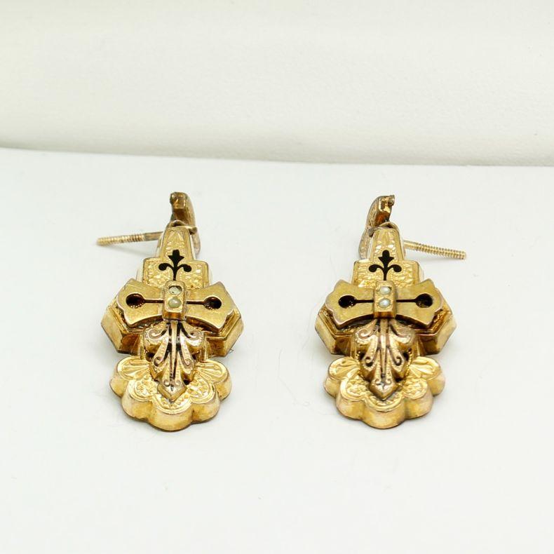 Victorian Etruscan Earrings in Yellow Gold For Sale 4