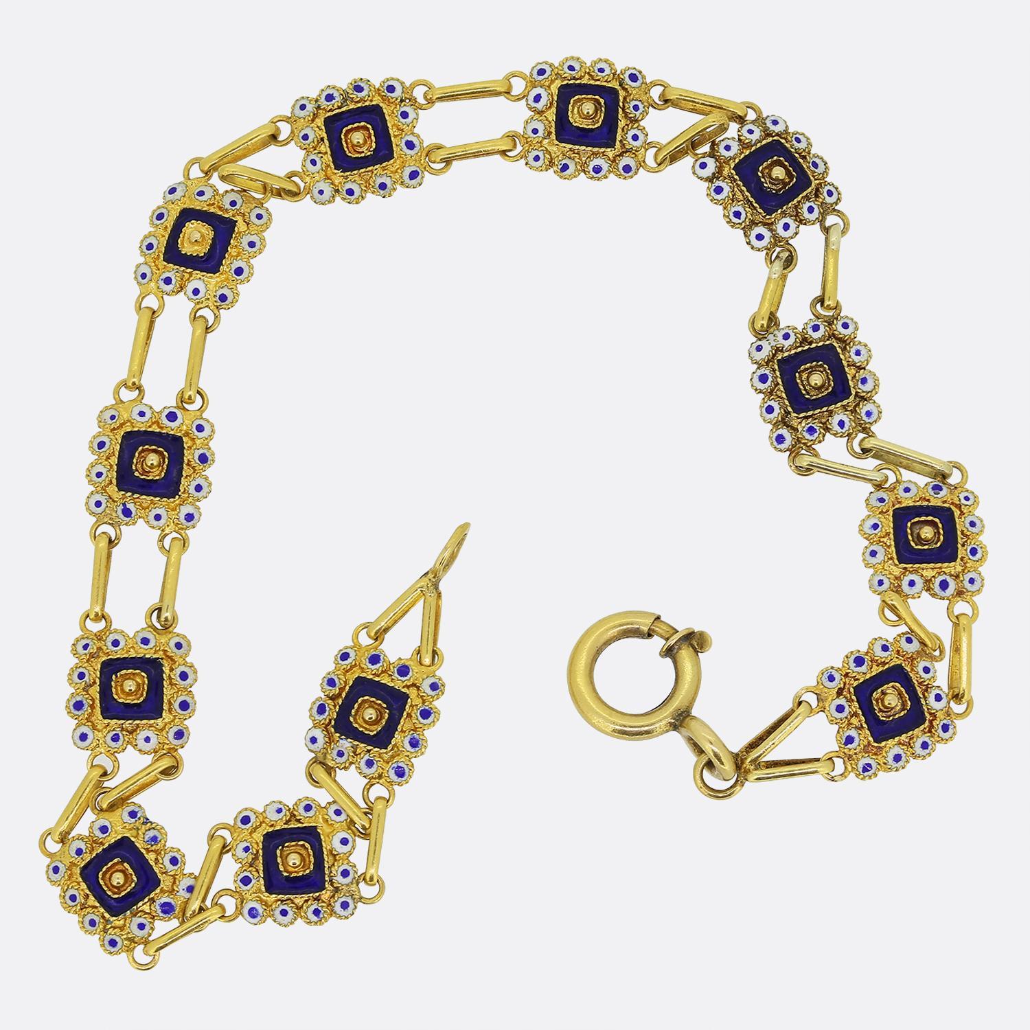 Bracelet victorien étrusque en émail Unisexe en vente