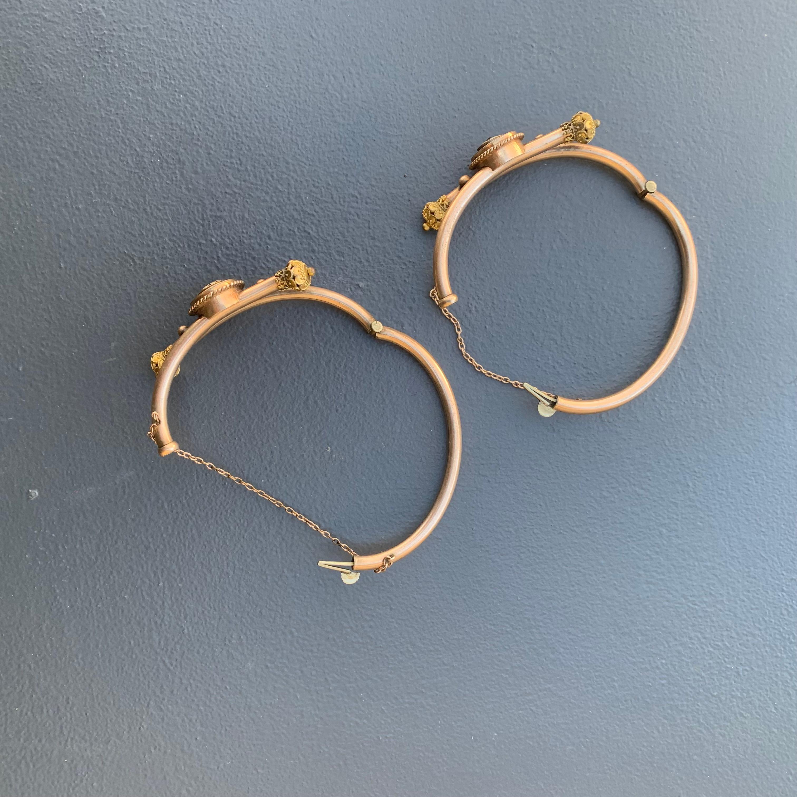 Le mariage victorien étrusque Rev en fil métallique rempli d'or  Ensemble de bracelets à bracelet en vente 1