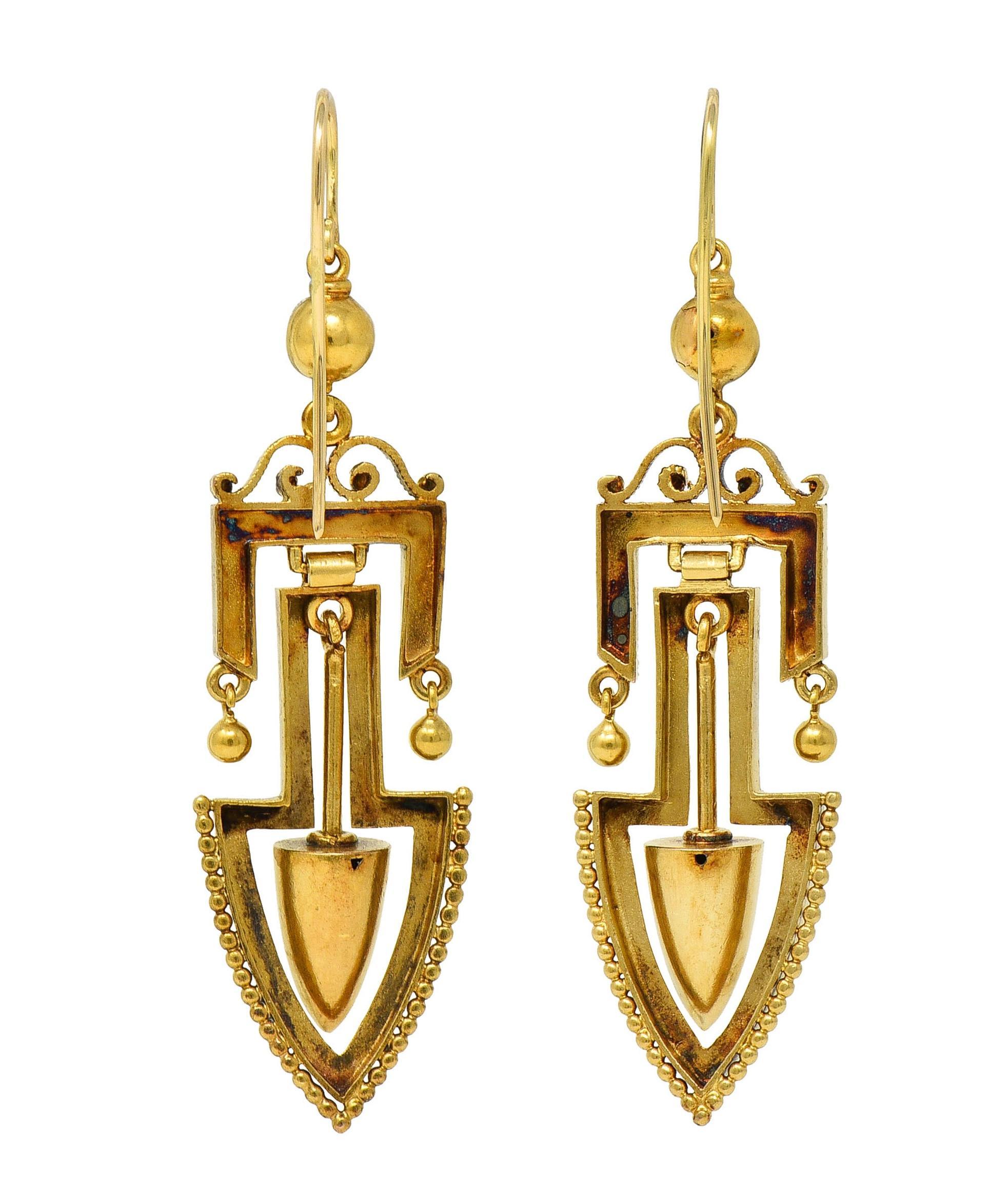 Victorian Etruscan Revival 14 Karat Gelbgold Arrow Antique Drop Earrings im Zustand „Hervorragend“ in Philadelphia, PA