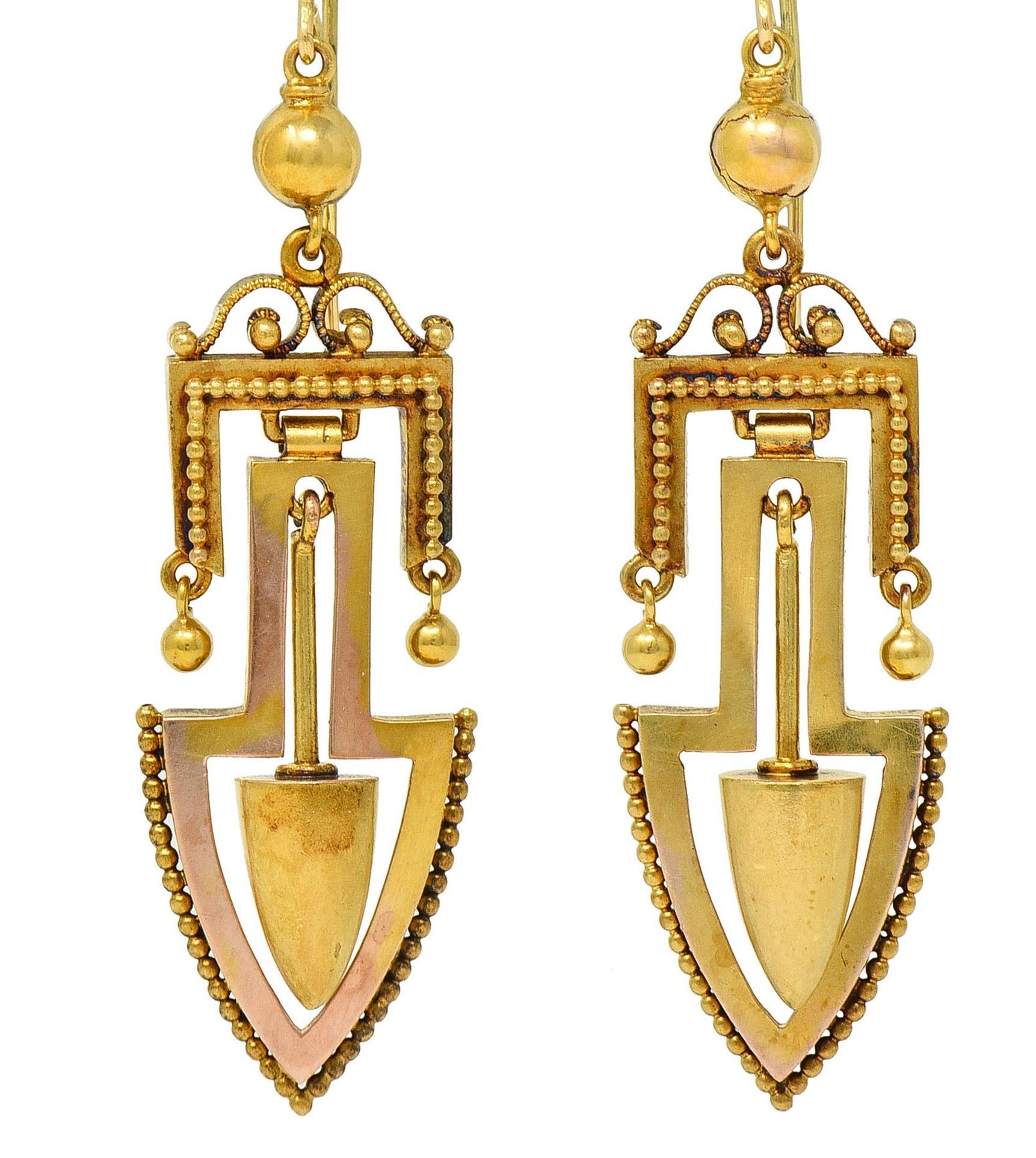 Victorian Etruscan Revival 14 Karat Gelbgold Arrow Antique Drop Earrings für Damen oder Herren