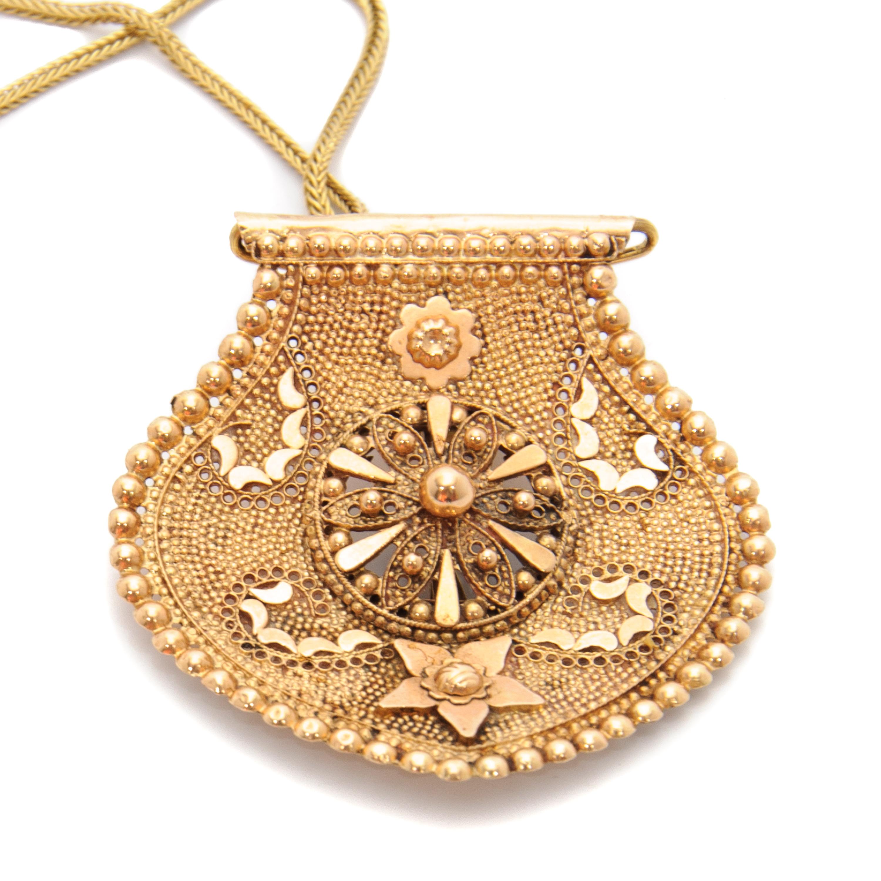 Women's Antique 14 Karat Yellow Gold Filigree Shield Necklace Pendant