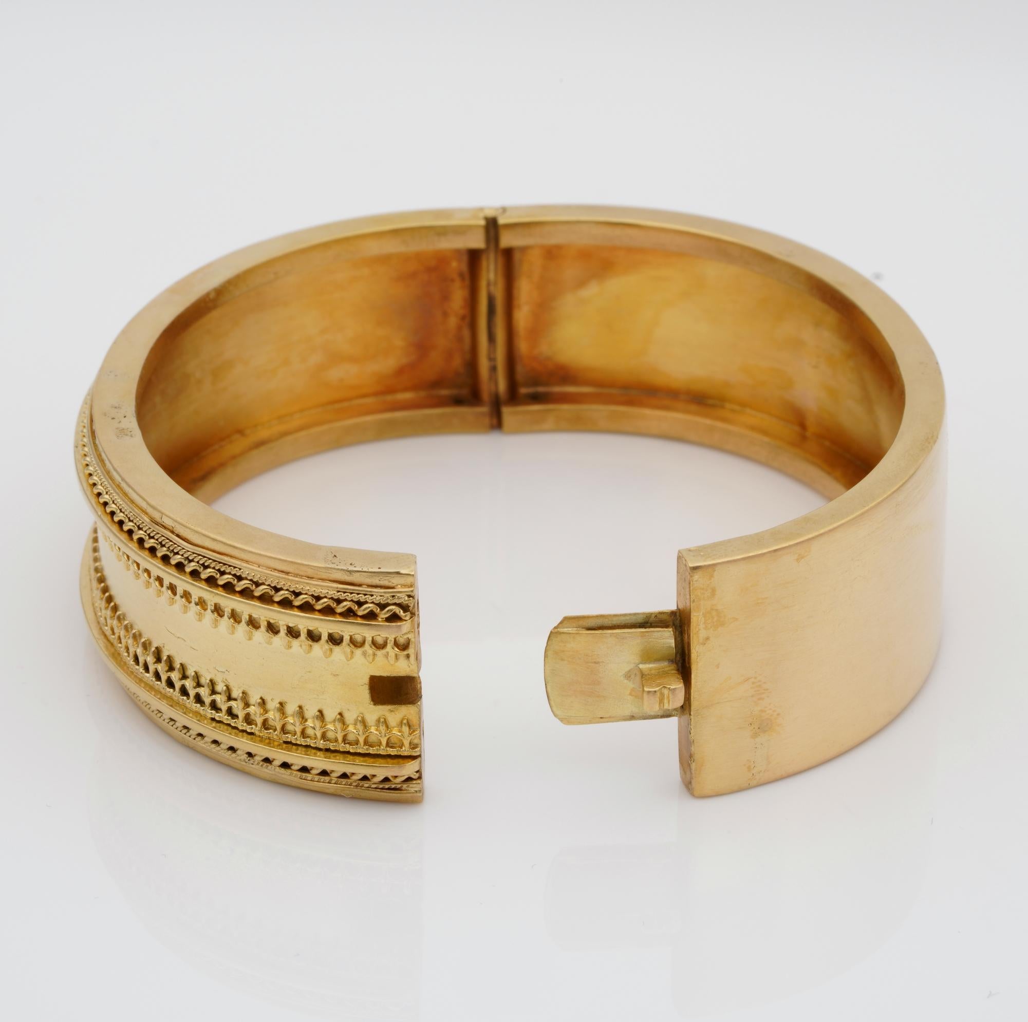 Victorian Etruscan Revival 15 Karat Gold Cuff For Sale 2