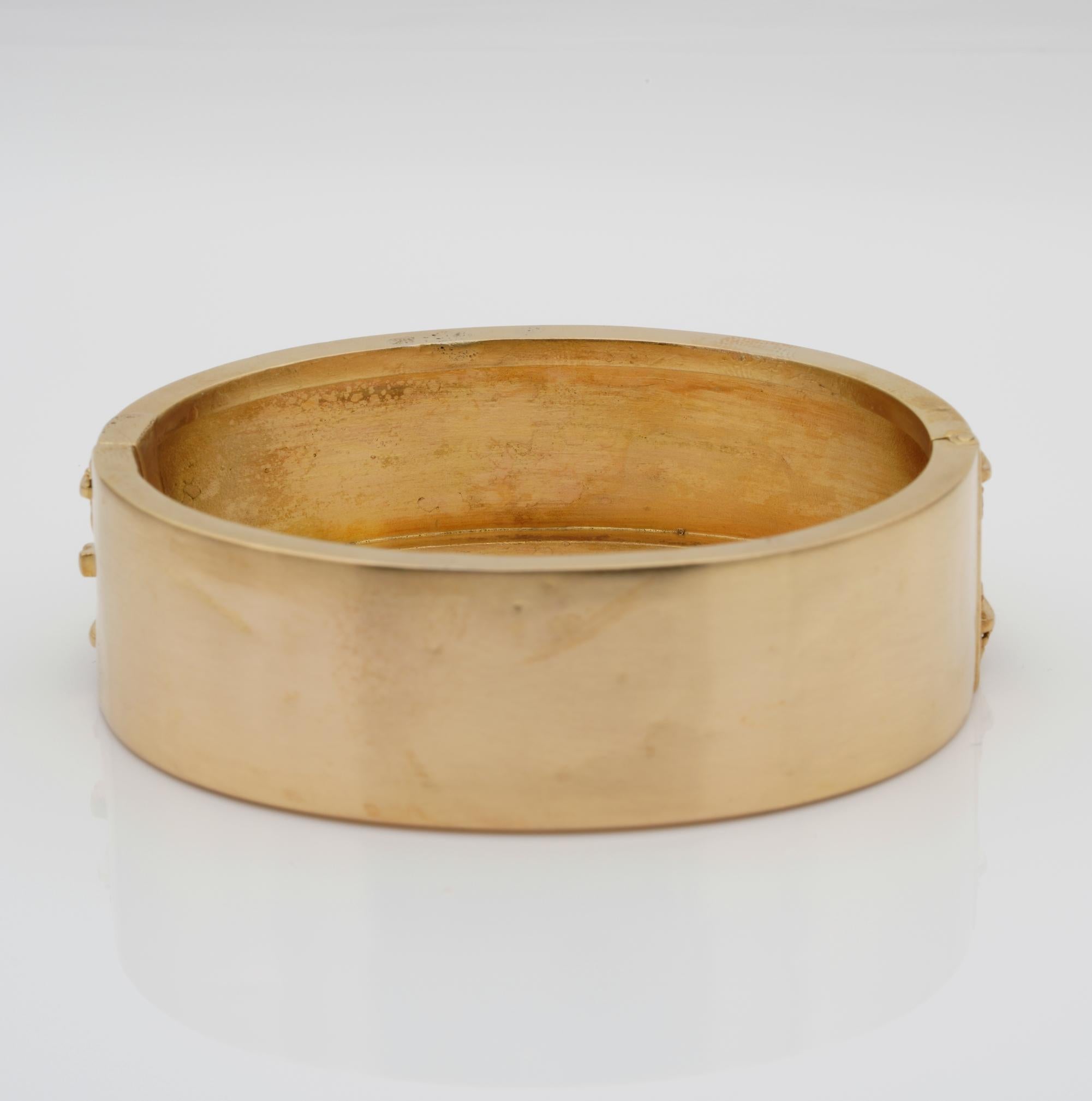 Victorian Etruscan Revival 15 Karat Gold Cuff For Sale 3