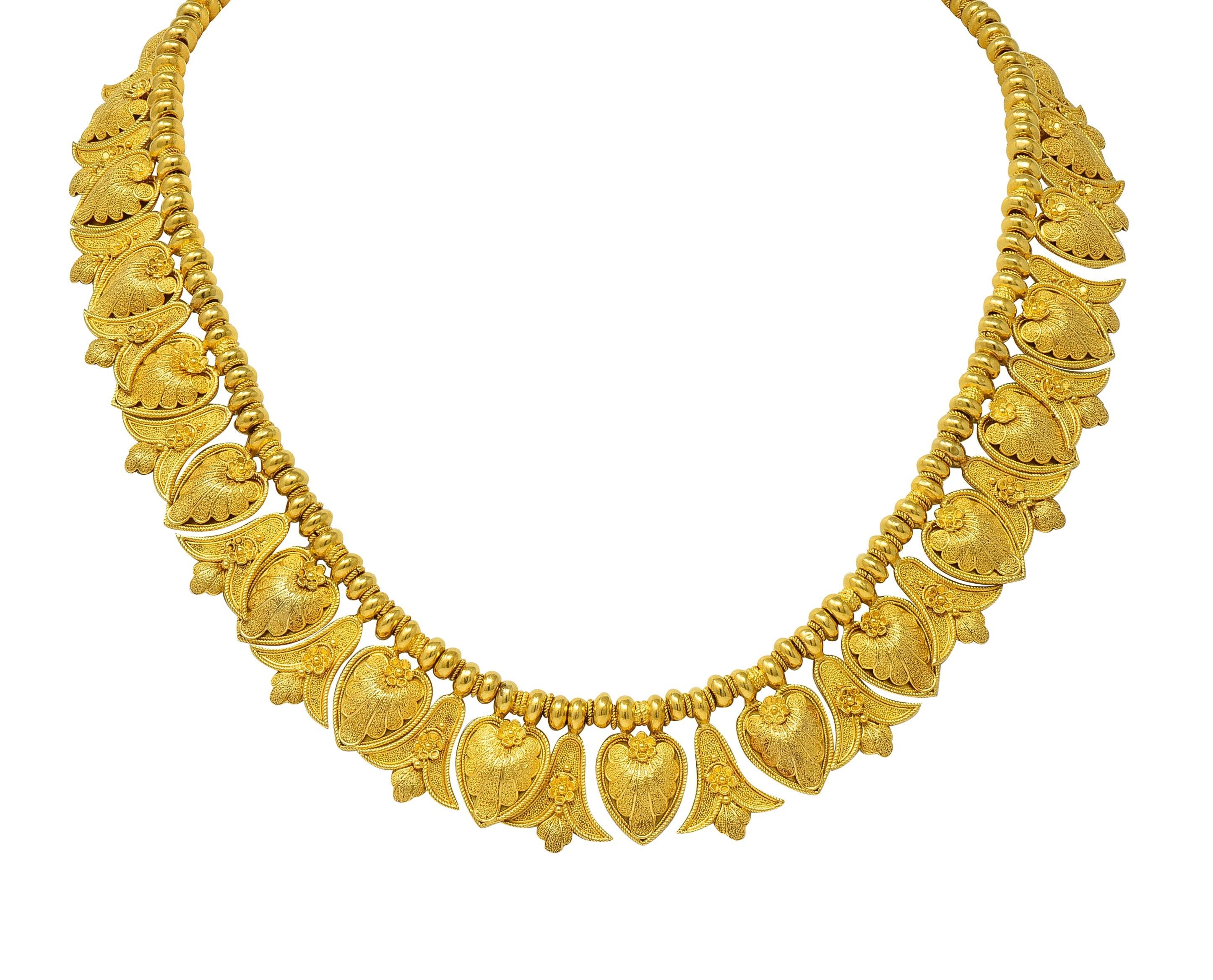 Collana vittoriana Etruscan Revival in oro 18 carati con frange di palme e loto in vendita