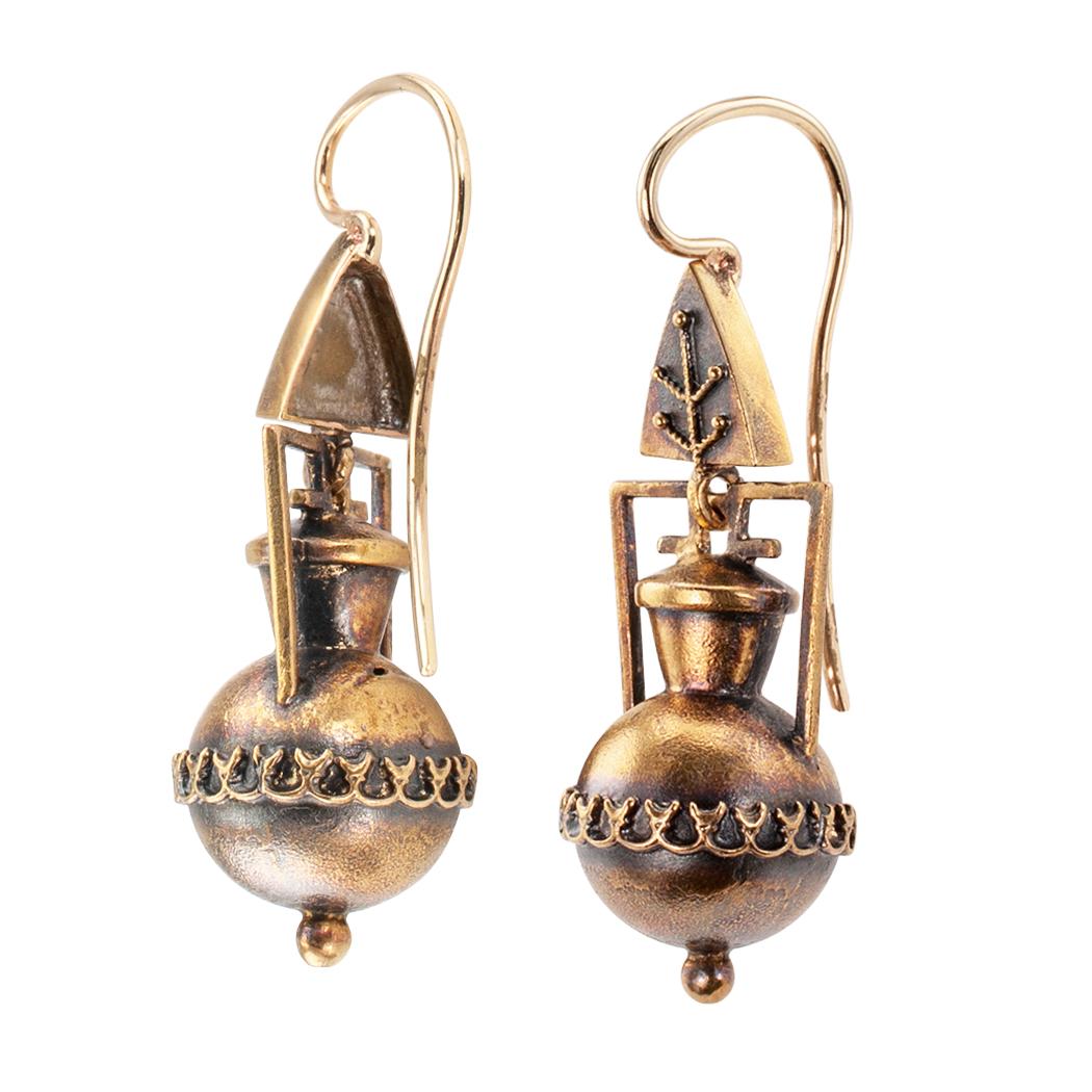 Victorian Etruscan Revival Amphora Gold Earrings In Good Condition In Los Angeles, CA