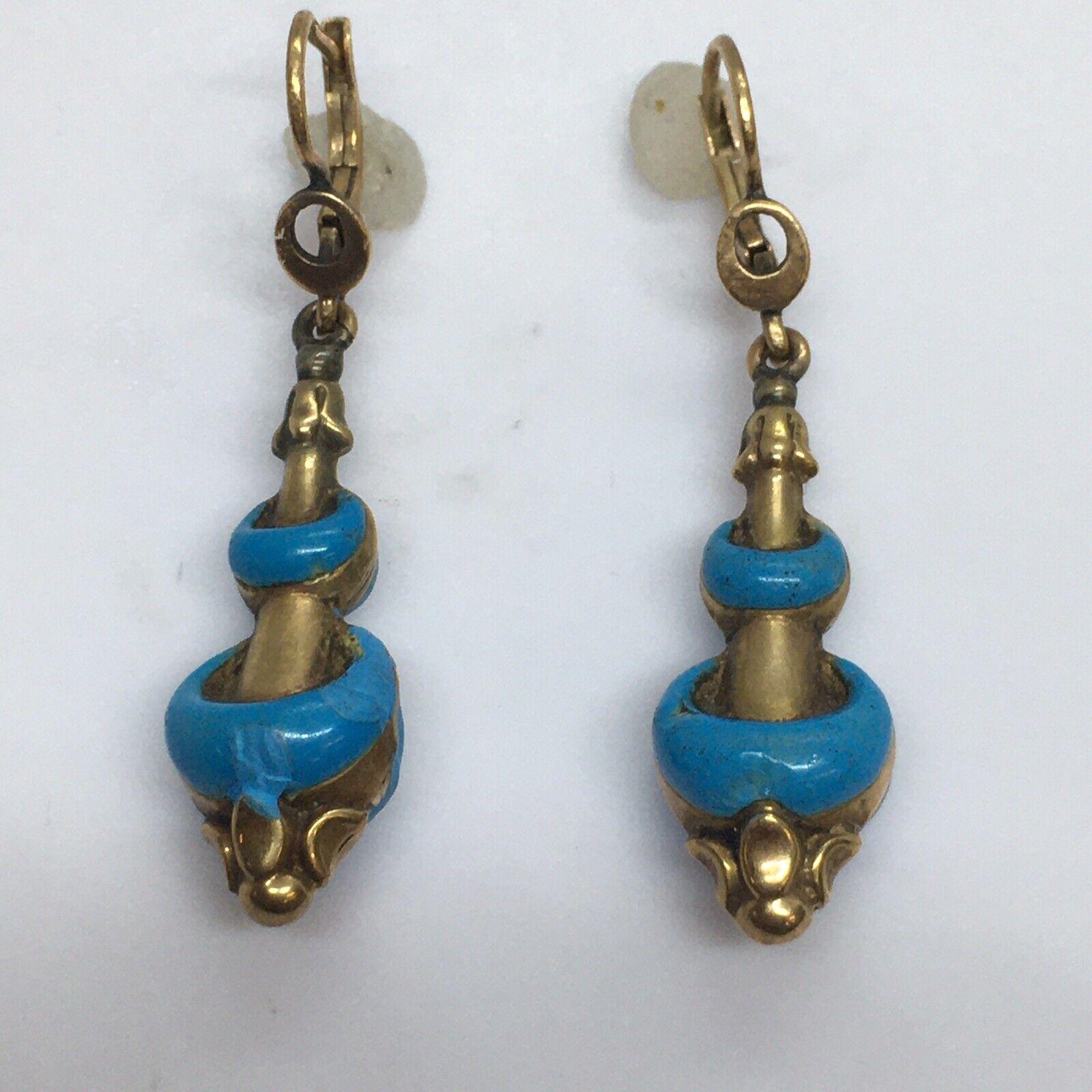 Victorian Etruscan Revival Drop Dangle Earrings 14 Karat Gold Enamel Light 1880s In Fair Condition For Sale In Santa Monica, CA