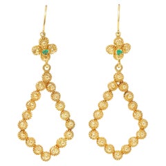 Victorian Etruscan Revival Emerald 18 Karat Yellow Gold Antique Drop Earrings