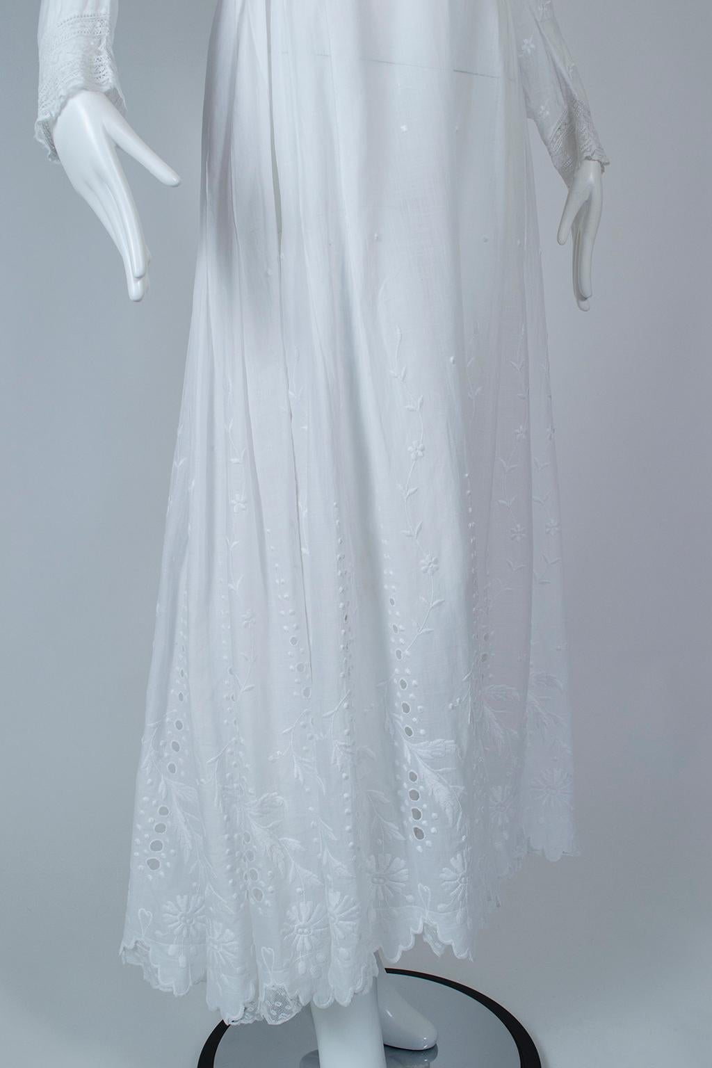 Victorian White Eyelet and Lace Shoulder Pleat Afternoon Tea Dress - M, 1880s 5