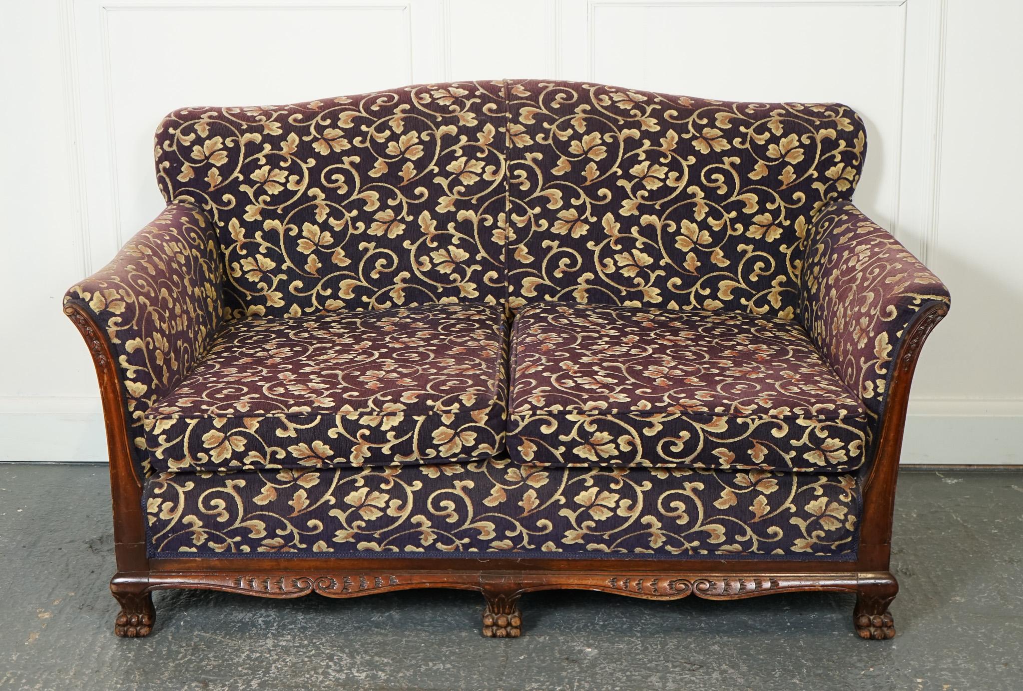 
We are delighted to offer for sale this Victorian Fabric Set Of Sofa And Armchairs.

The Victorian Fabric Bergere Suite Sofa and Two Armchairs Upholstery Project involves refurbishing a set of antique furniture. The suite includes a sofa and two