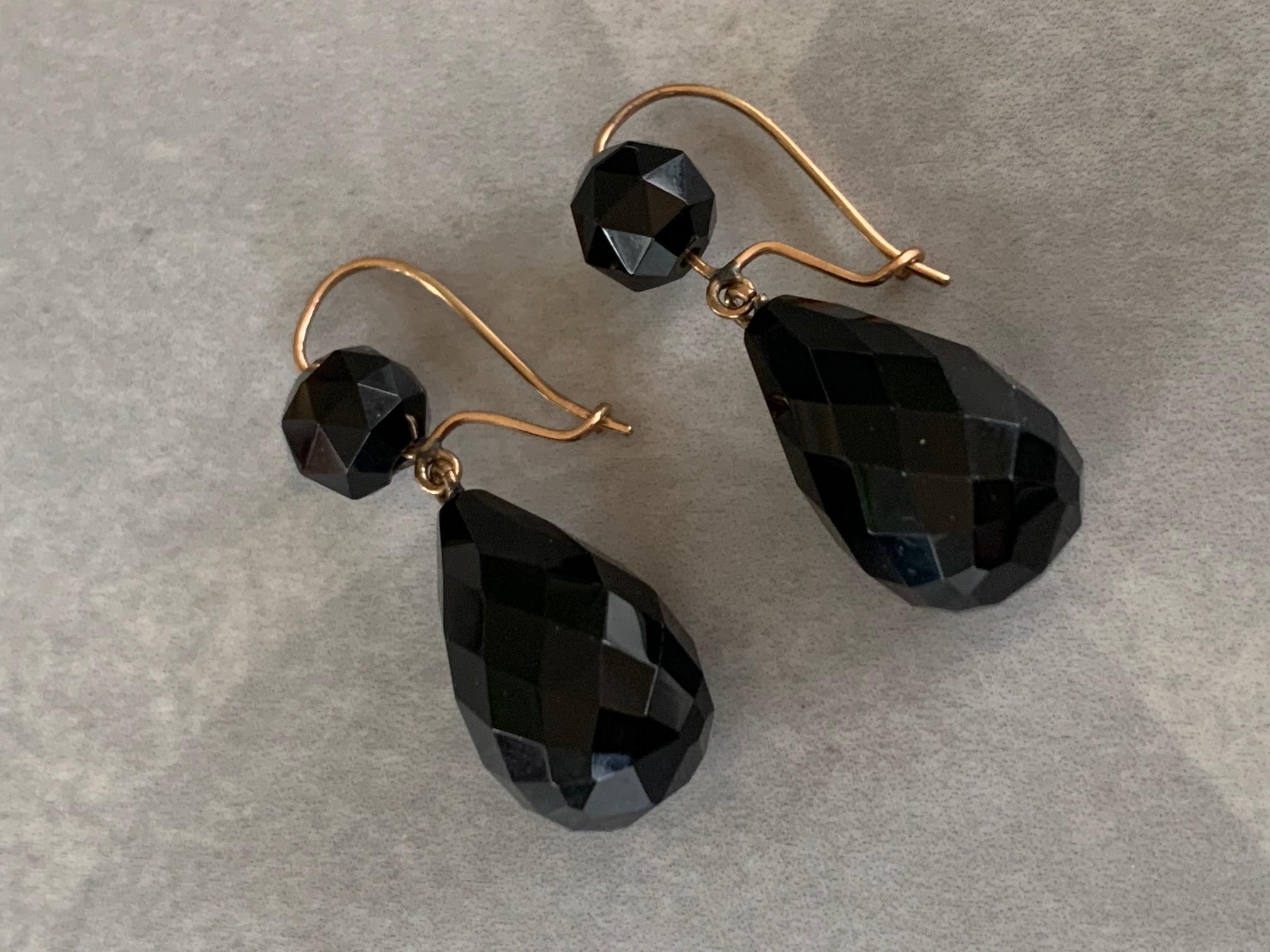 Victorian Faceted Black Onyx and Gold Wire Teardrop Drop Earrings In Good Condition In St. Louis Park, MN