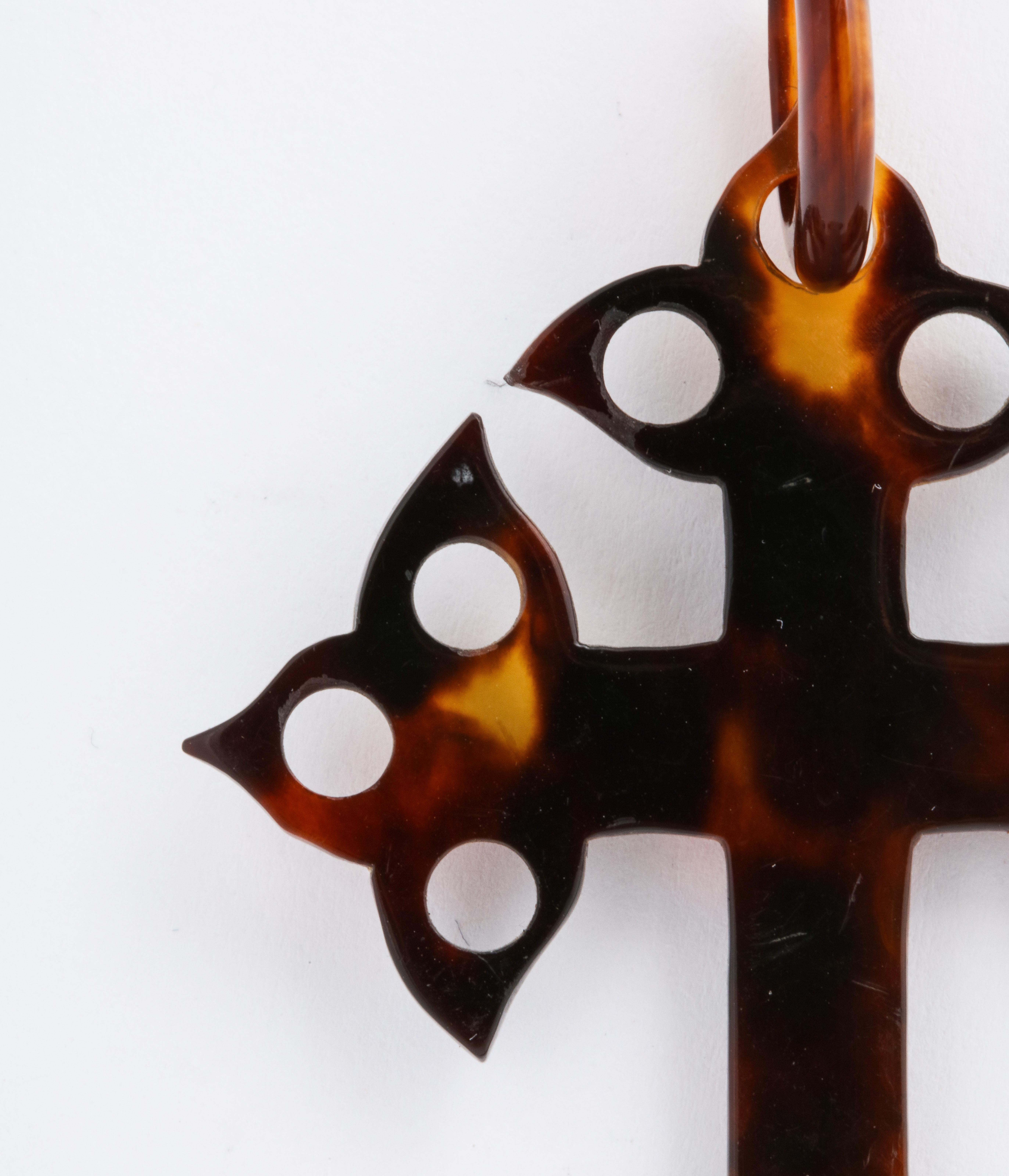 Victorian Fanciful Tortoise Shell Cross In Excellent Condition For Sale In Stamford, CT