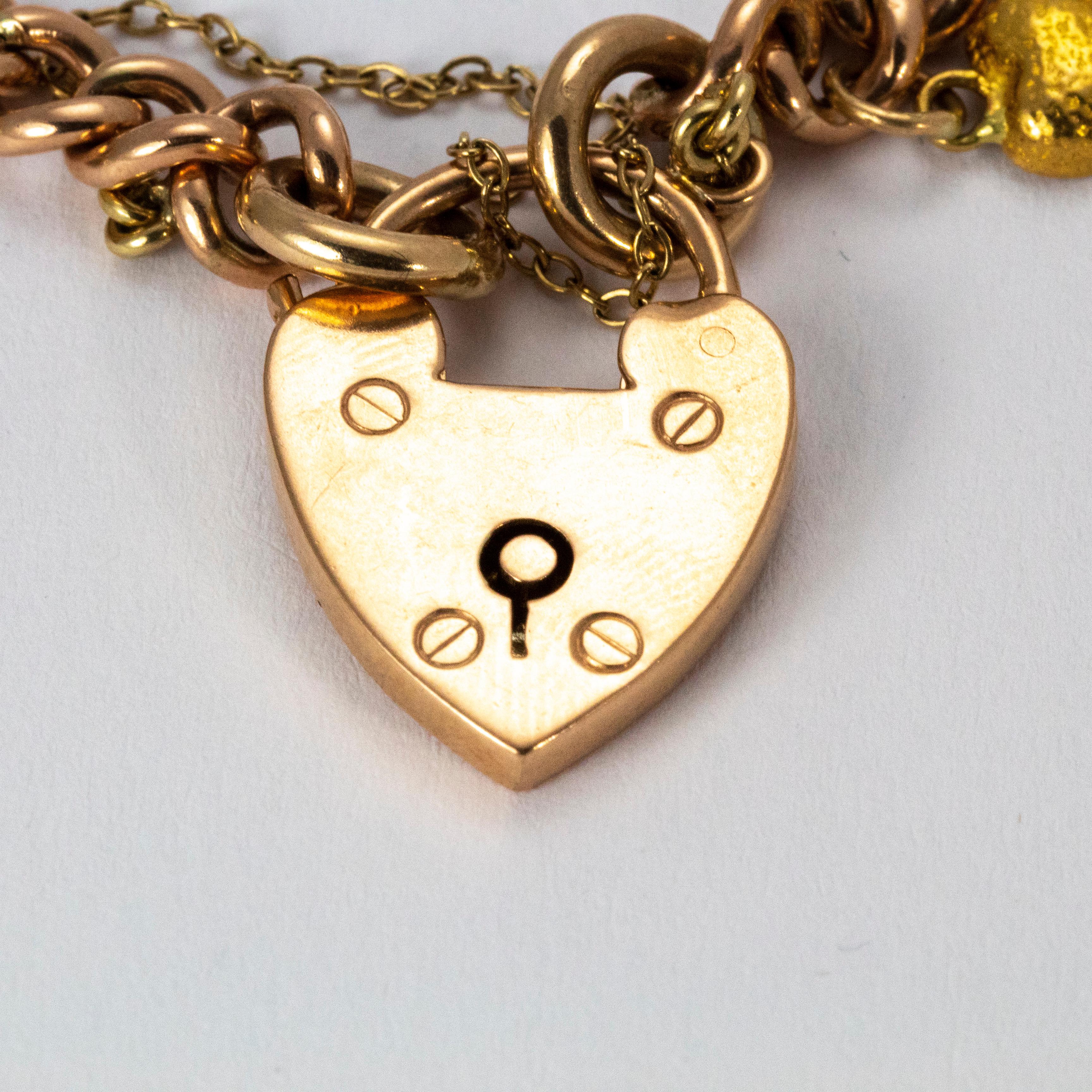 Victorian Fifteen Heart Yellow Gold Charm Bracelet In Good Condition In Chipping Campden, GB