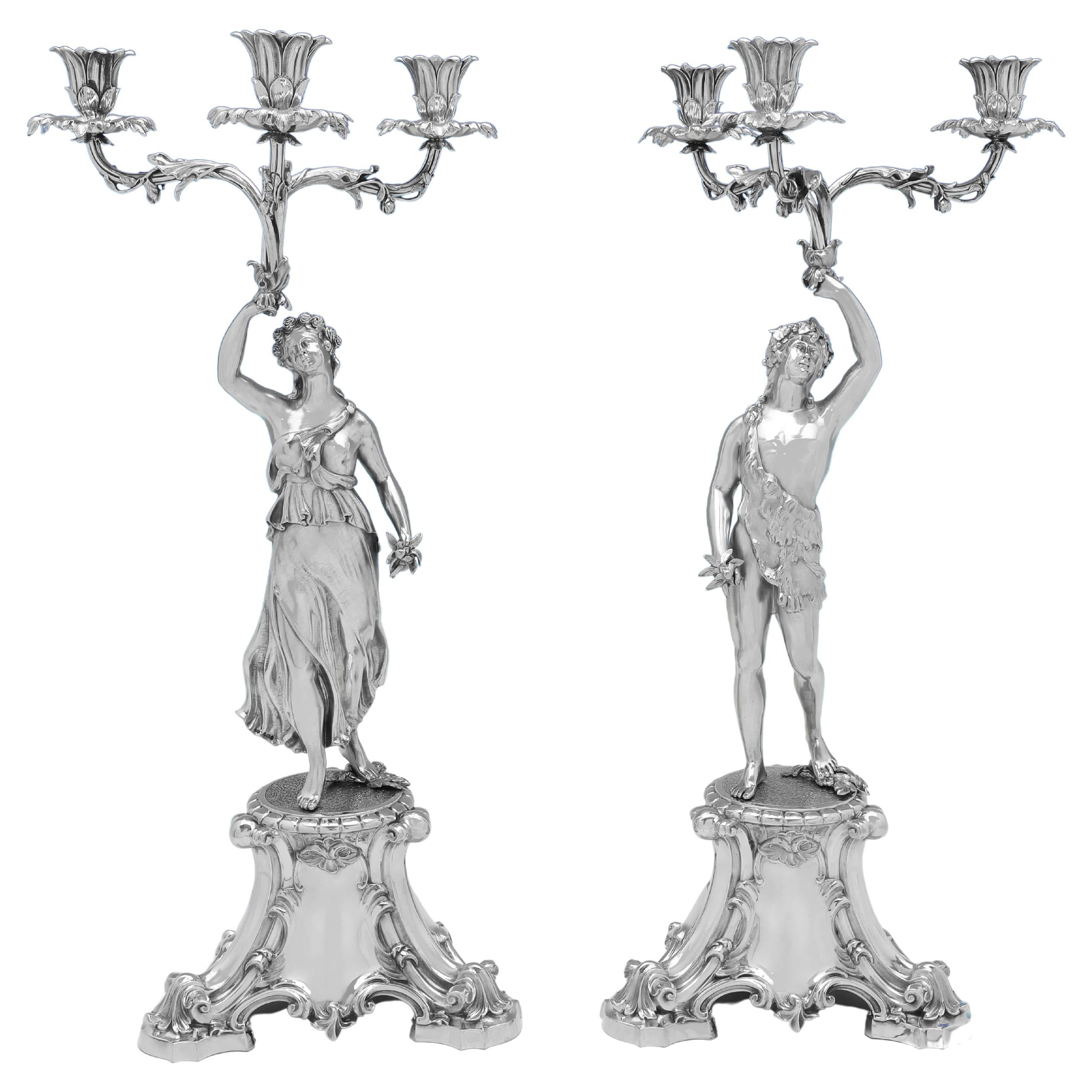 Paar viktorianische figurale Kandelaber aus antikem Sterlingsilber, Barnards 1859 im Angebot