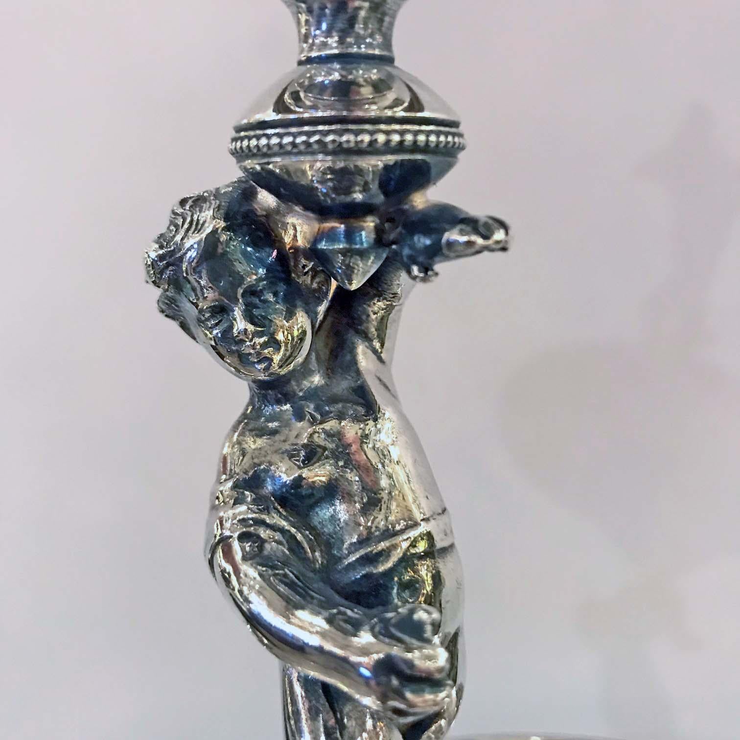 Américain Centre de table victorien figuratif en métal argenté en vente