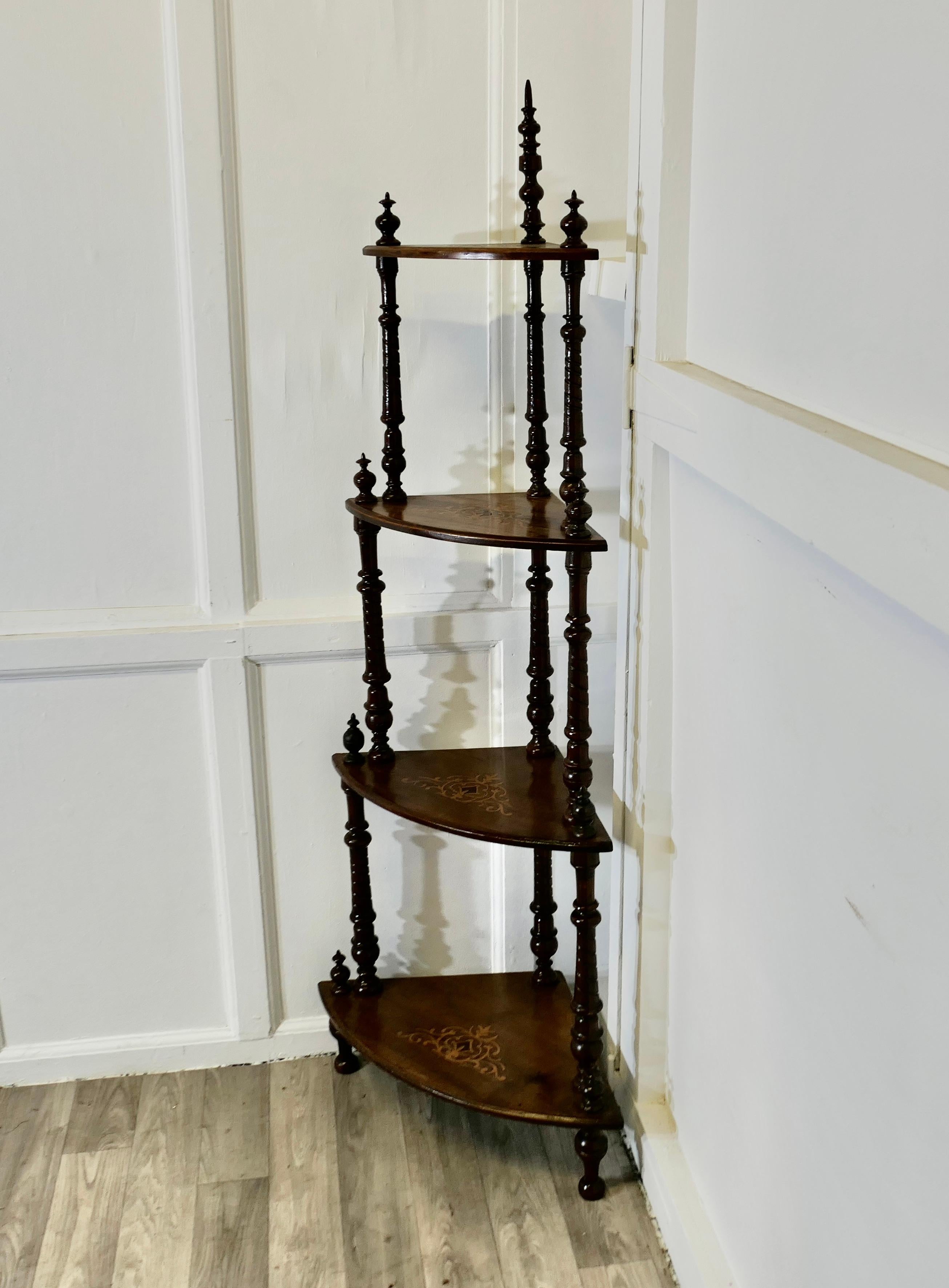 Victorian Figured Walnut Corner Whatnot, Etagere In Good Condition In Godshill, Isle of Wight