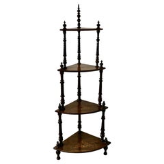 Etagère victorienne en noyer figuré, Whatnot d'angle