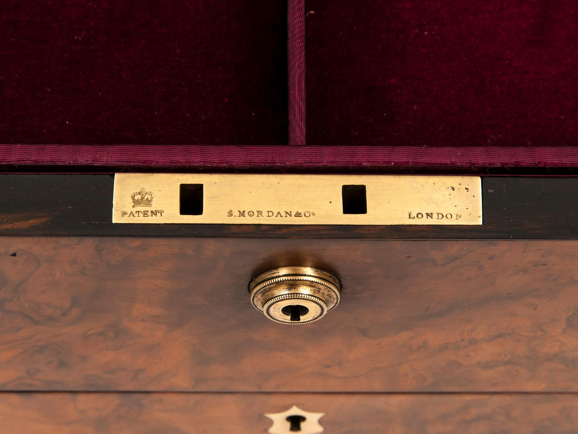Victorian Figured Walnut Ebony Velvet Lined Jewelry Box 19th Century 7