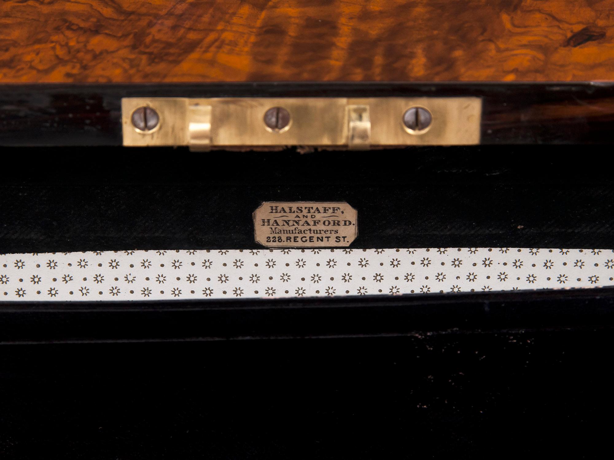 Victorian Figured Walnut Ebony Velvet Lined Jewelry Box 19th Century 4