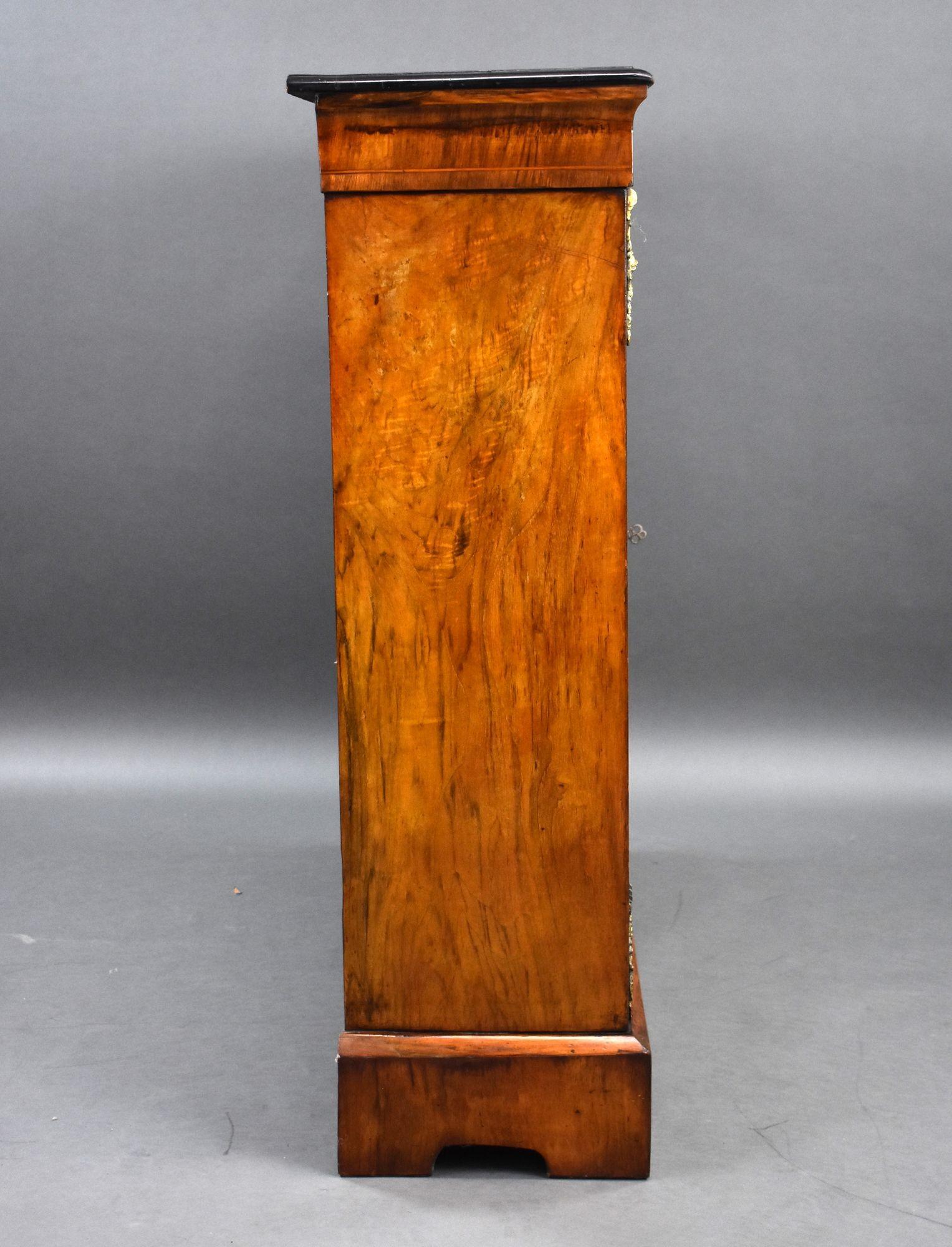 Victorian Figured Walnut Pier Cabinet In Good Condition In Chelmsford, Essex