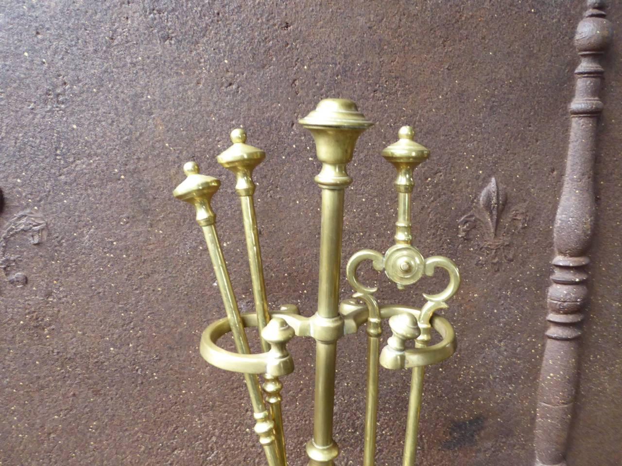 Victorian Fireplace Tools or Fire Tools, 19th Century In Good Condition For Sale In Amerongen, NL