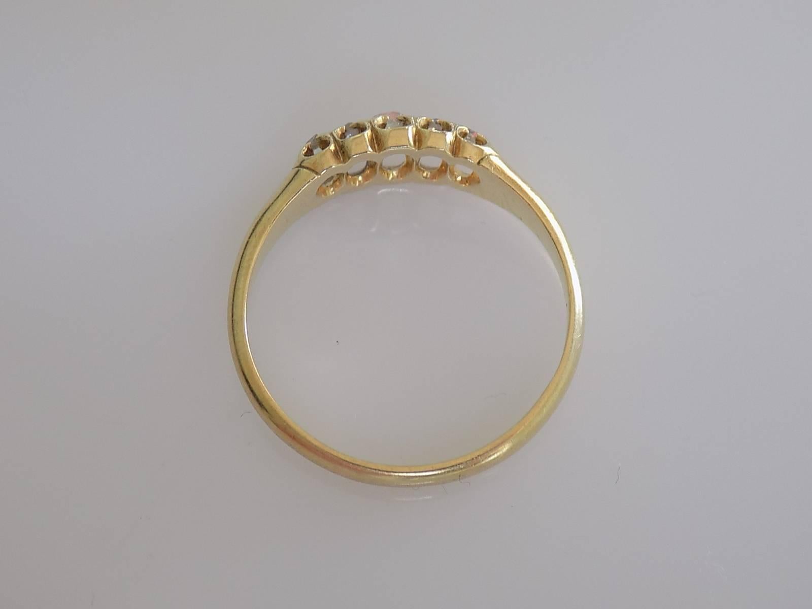 Victorian Five Rose Cut Diamond 18K Gold Ring For Sale 2