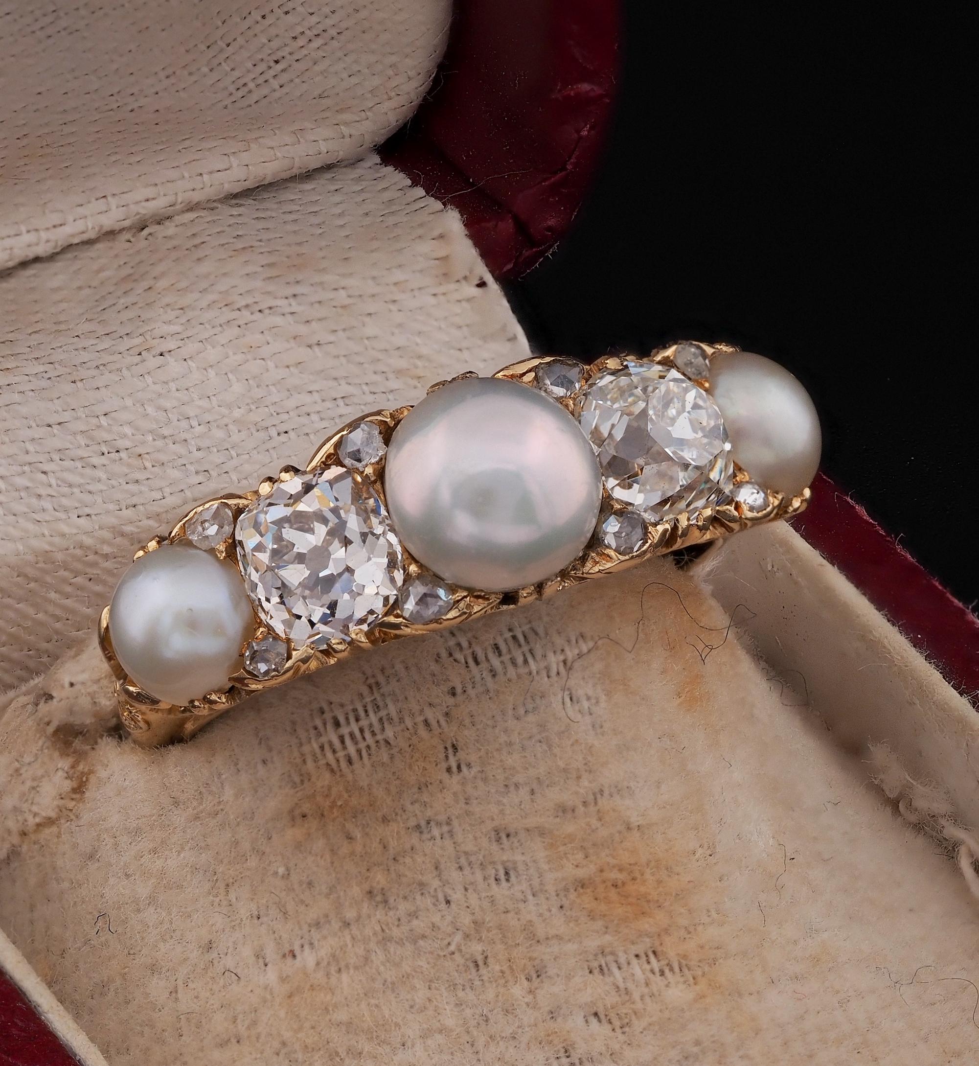 Victorian Five Stone 1.80 Ct. Diamond Natural Pearl Half Hoop ring In Good Condition For Sale In Napoli, IT