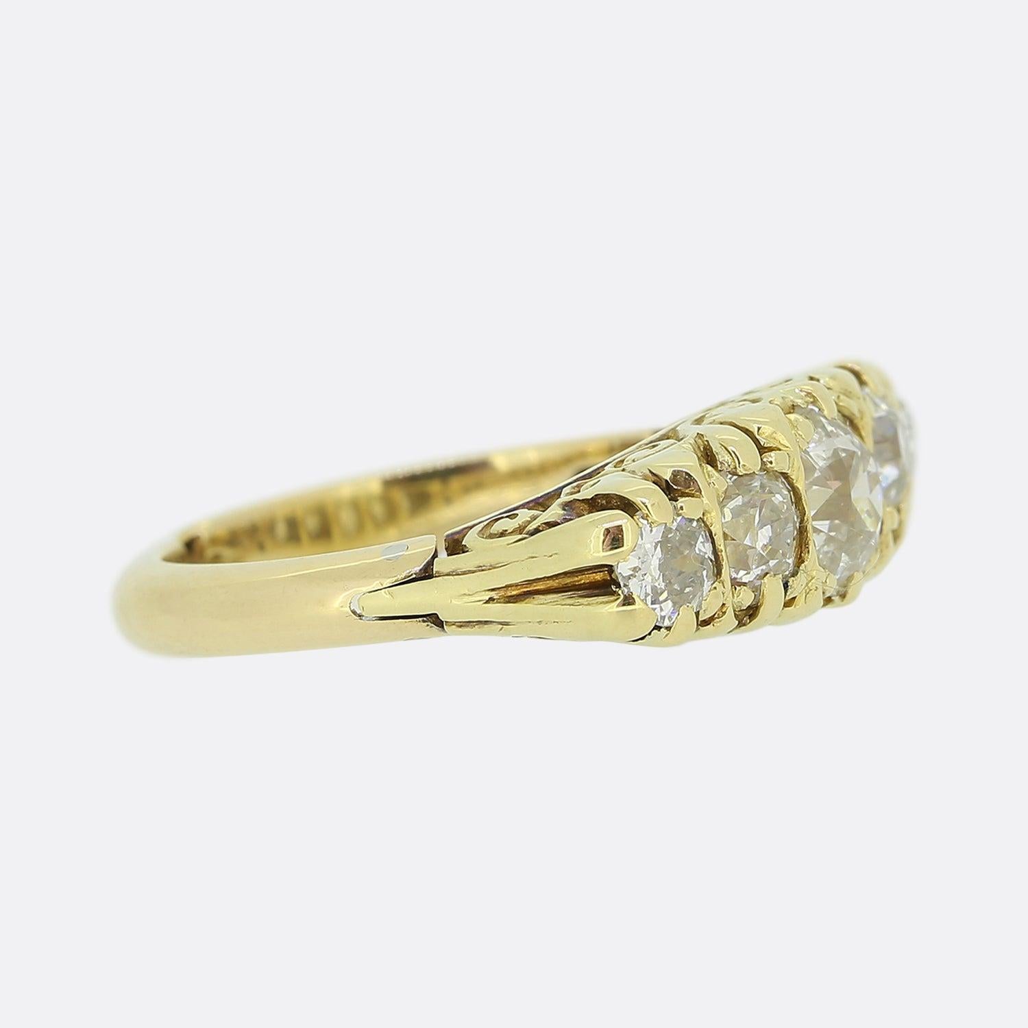 Vittoriano Anello vittoriano a cinque pietre con diamante regolabile in vendita