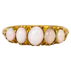 Antique Victorian Five-Stone Opal and 18 Carat Gold Graduated Ring