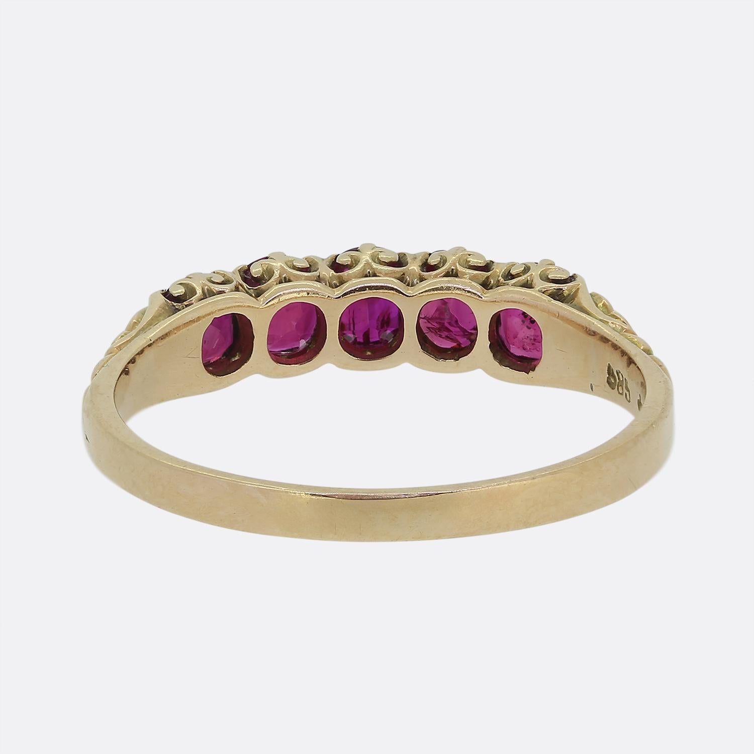 Victorian Five-Stone Ruby Ring In Good Condition For Sale In London, GB