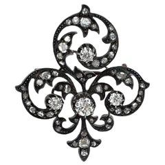 Broche victorienne Fleur de Lis