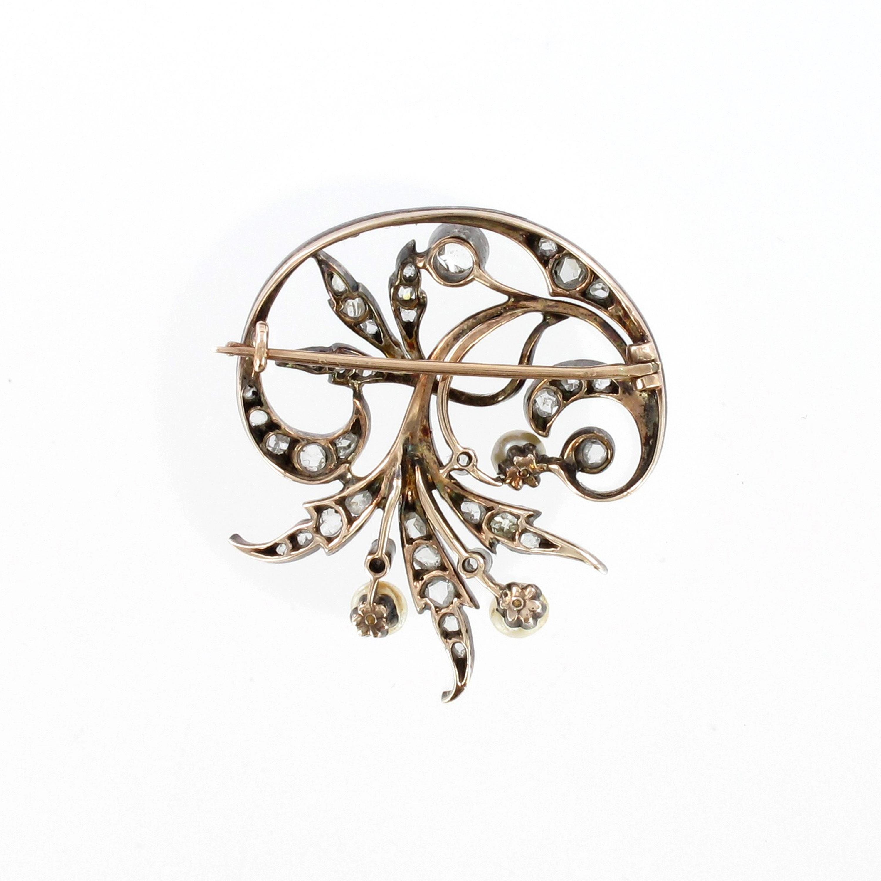 Victorian Floral Brooch with Pearls and Diamonds in Silver and Gold For Sale 1