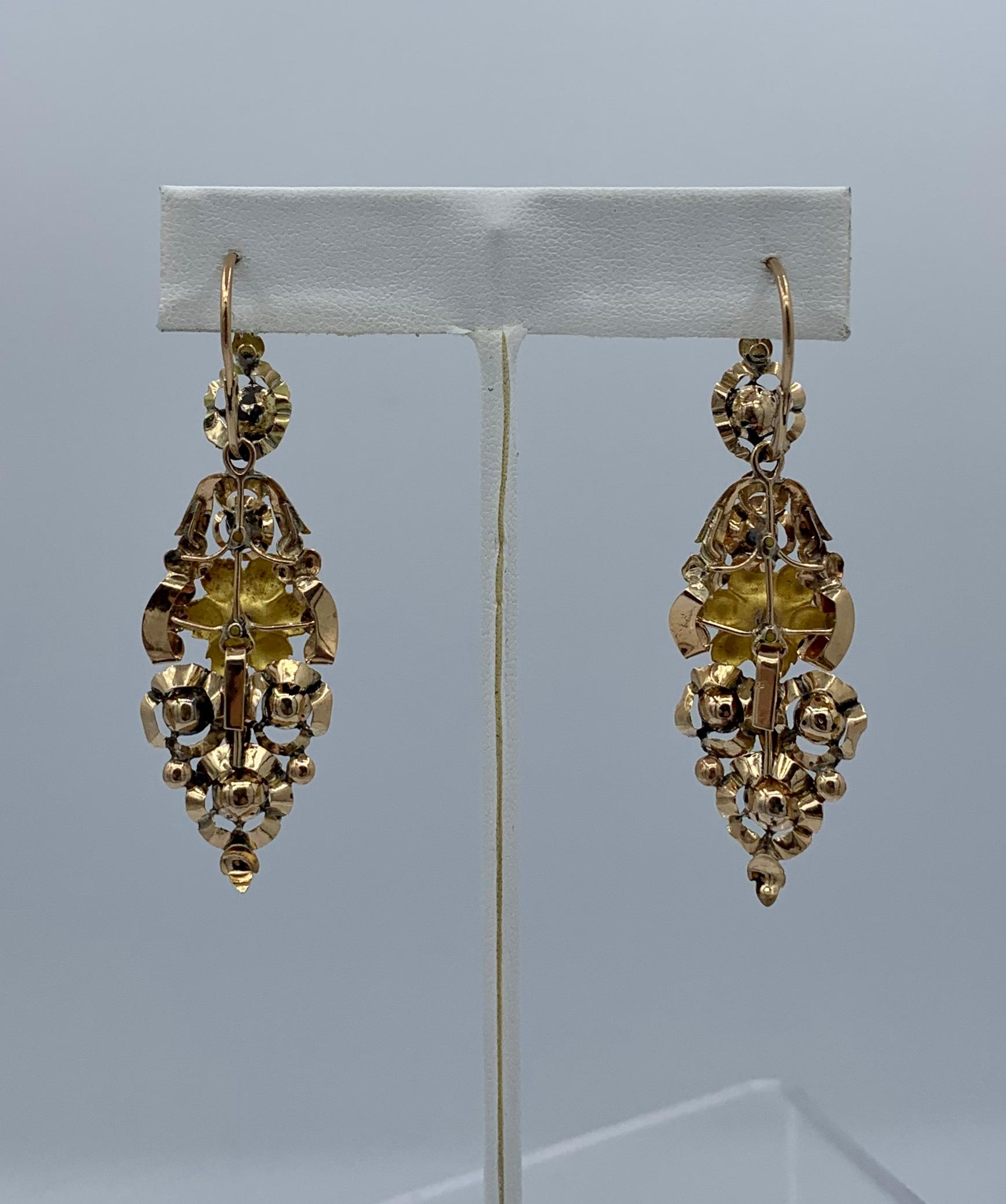 Viktorianische Blumentropfen-Ohrringe aus 18 Karat Gold mit Tag und Nacht 8