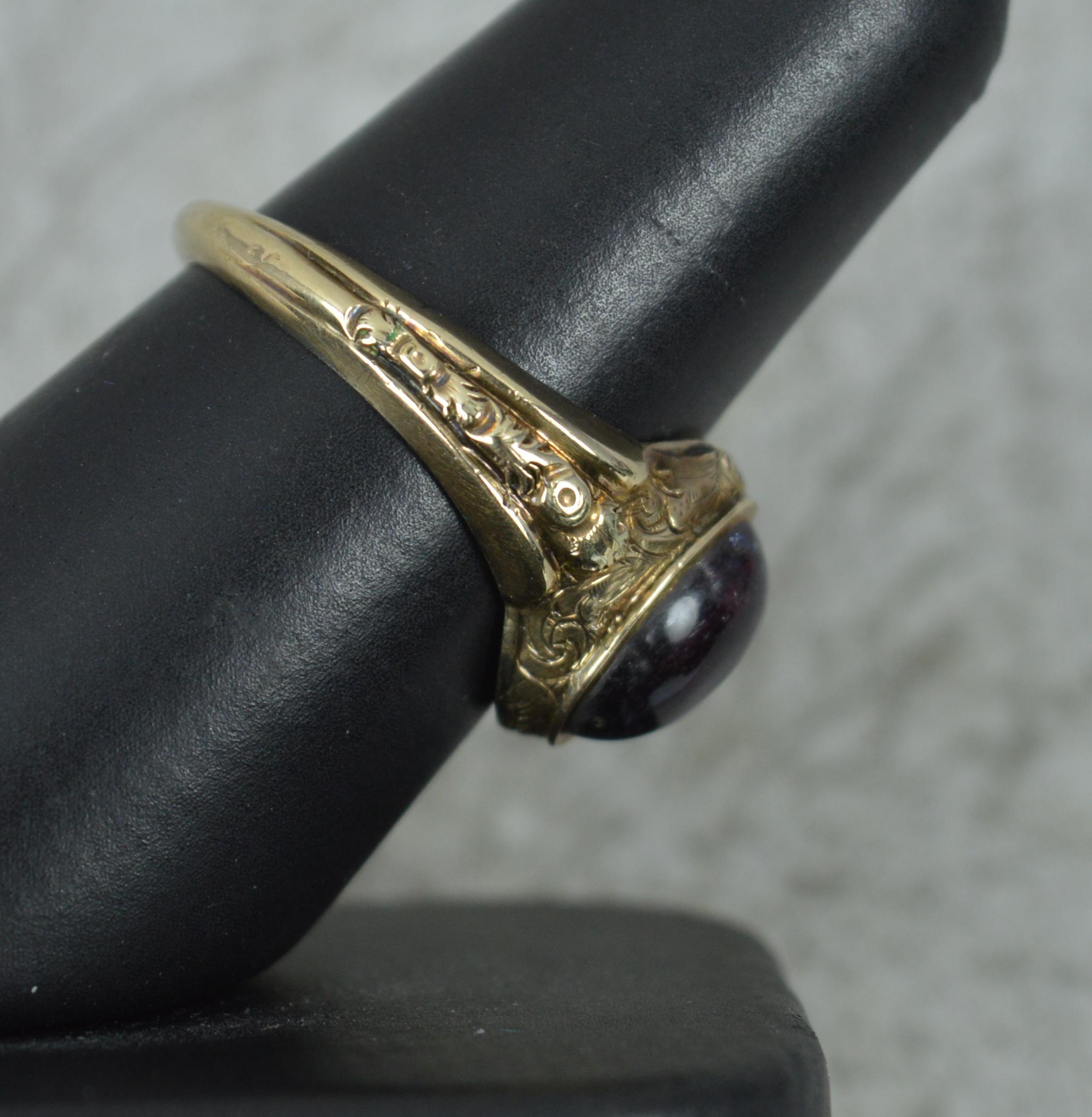 Victorian Foiled Garnet Cabochon and 9 Carat Gold Signet Solitaire Ring 7