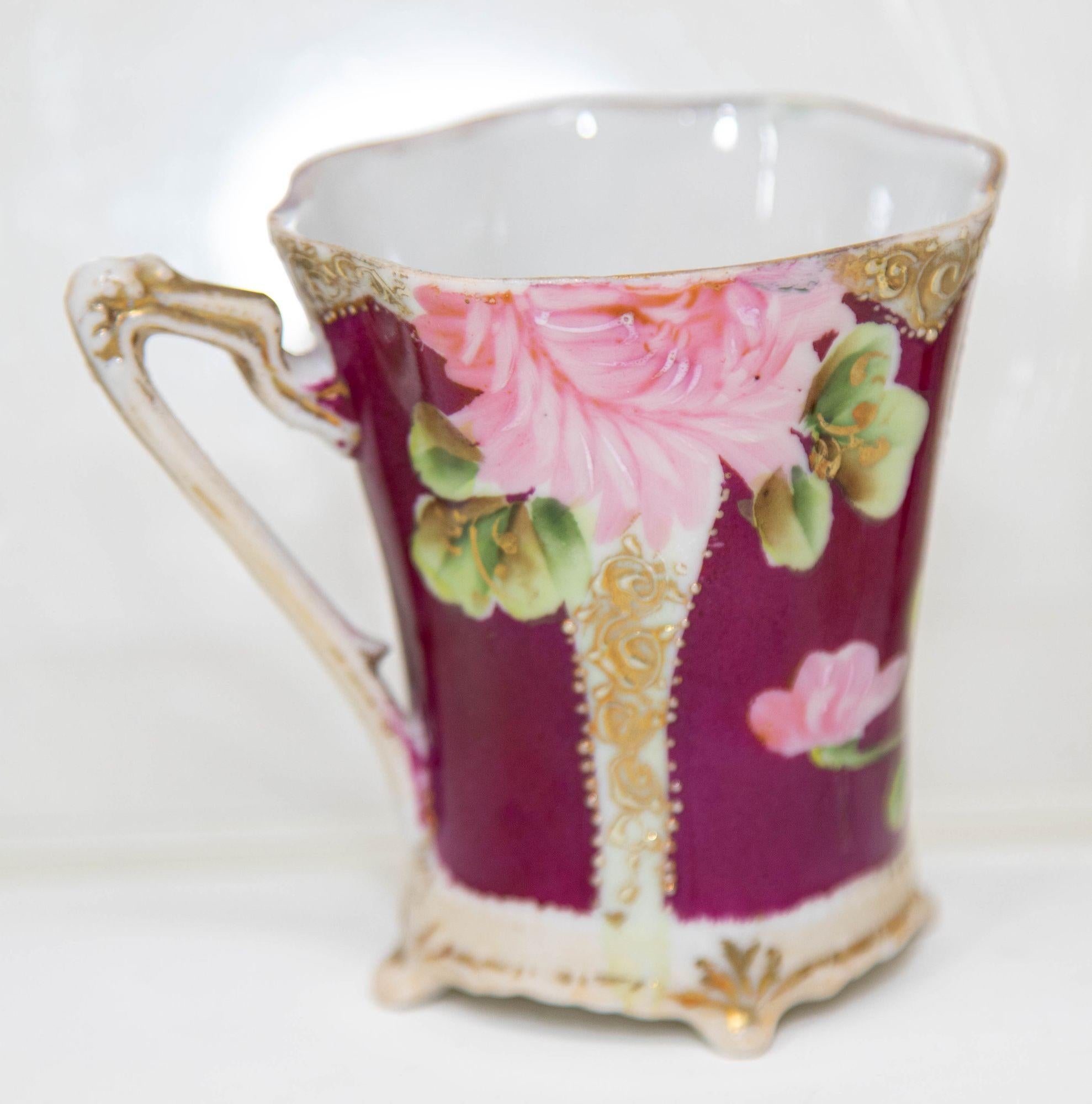 Victorian Footed Porcelain TeaCup and Saucer Set of 6 Circa 1930 For Sale 2