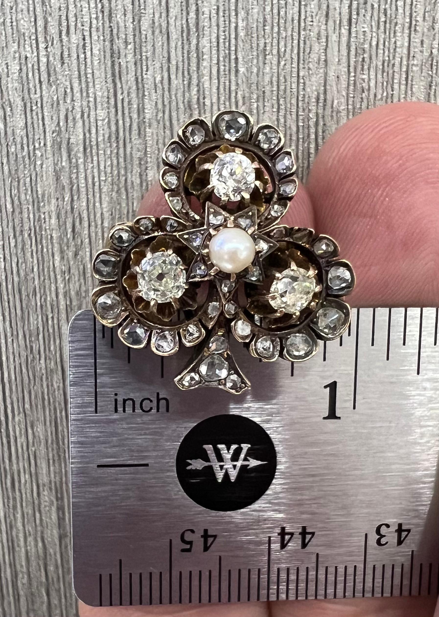Viktorianischer vierblättriger Kleeblatt Ring Alte Mine Diamanten & Natürliche Perle Edelstein  im Angebot 3