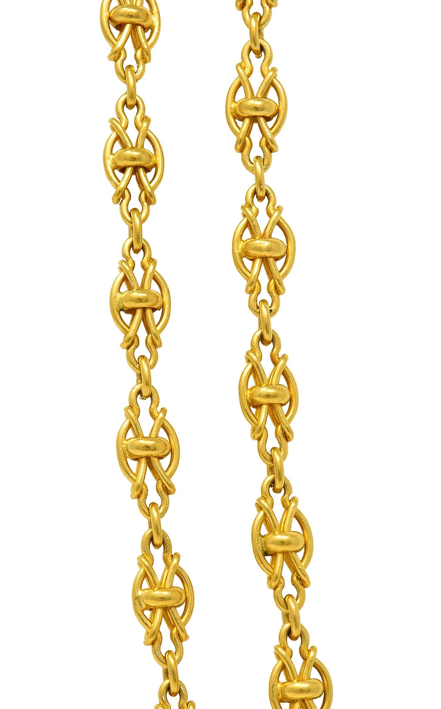 Collana francese vittoriana in oro giallo 18 carati con catena lunga e antica a forma di nodo in vendita 2