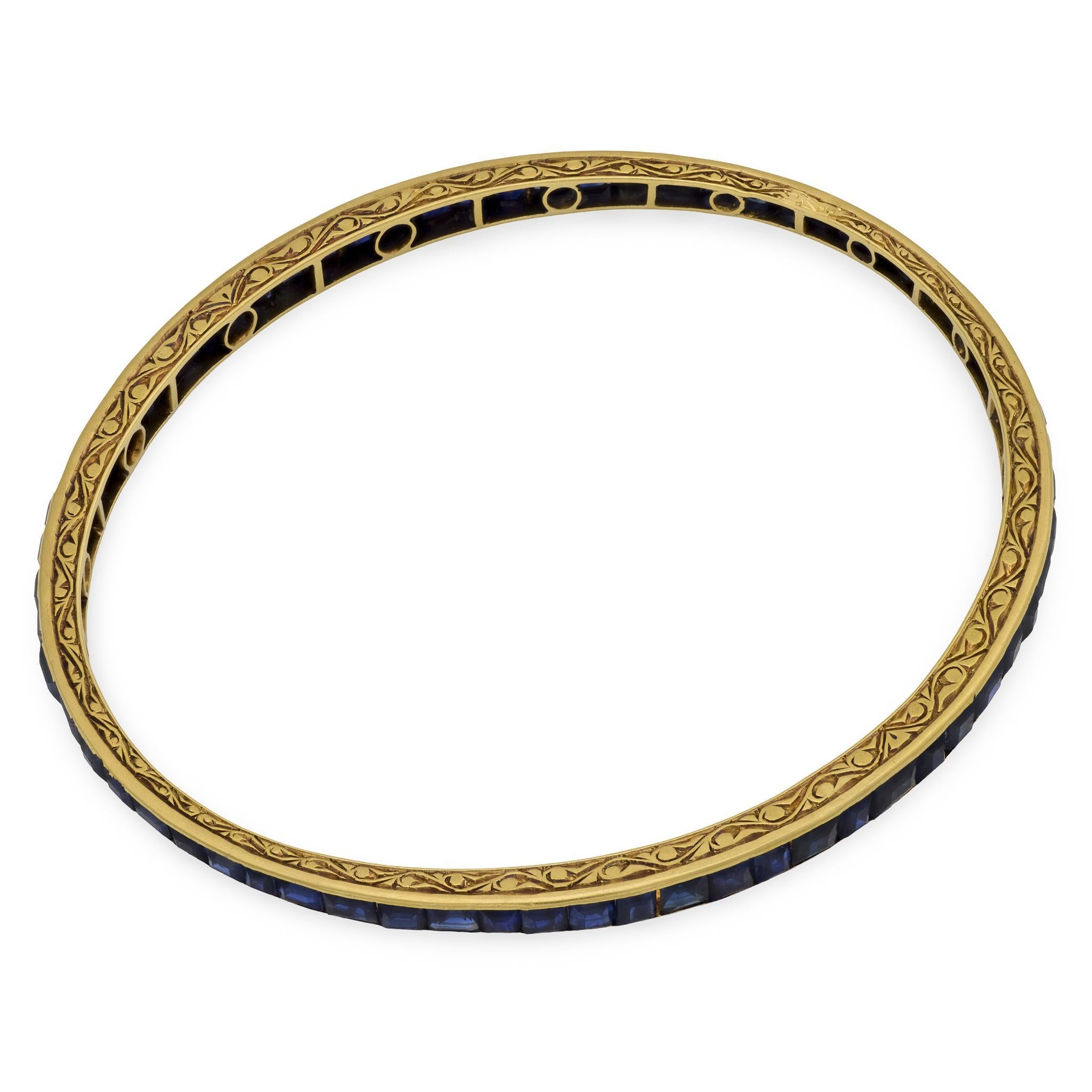 Viktorianischer französischer 18k Saphir-Armreif (Carréeschliff) im Angebot