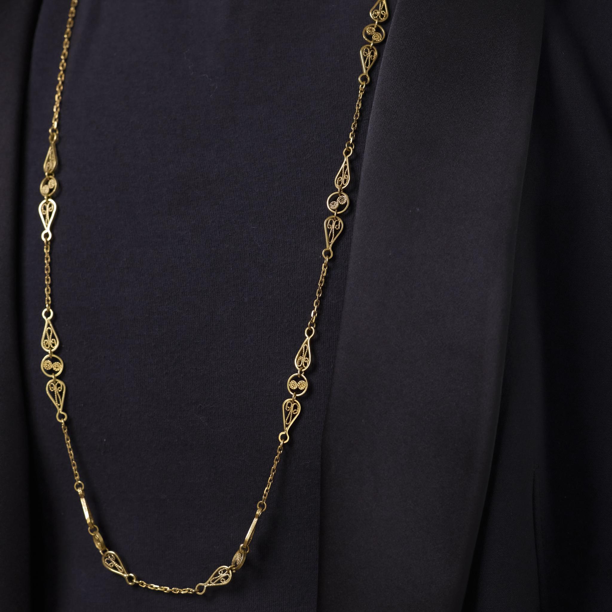 Collana francese vittoriana in oro giallo 18 carati con maglie a fantasia In condizioni buone in vendita a Beverly Hills, CA