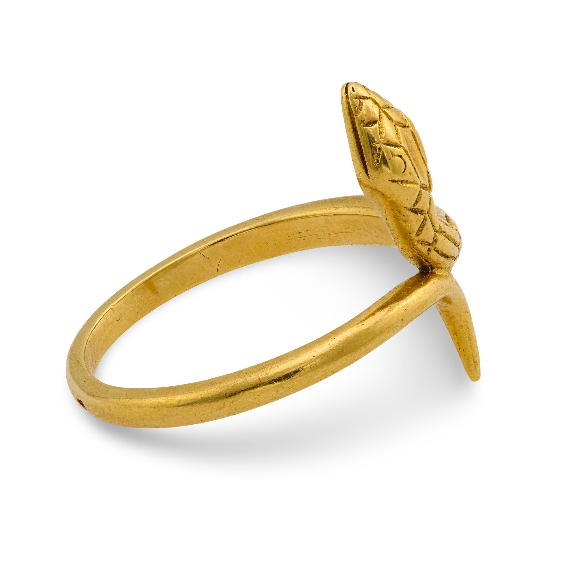Women's Victorian French 18k yellow gold snake ring For Sale