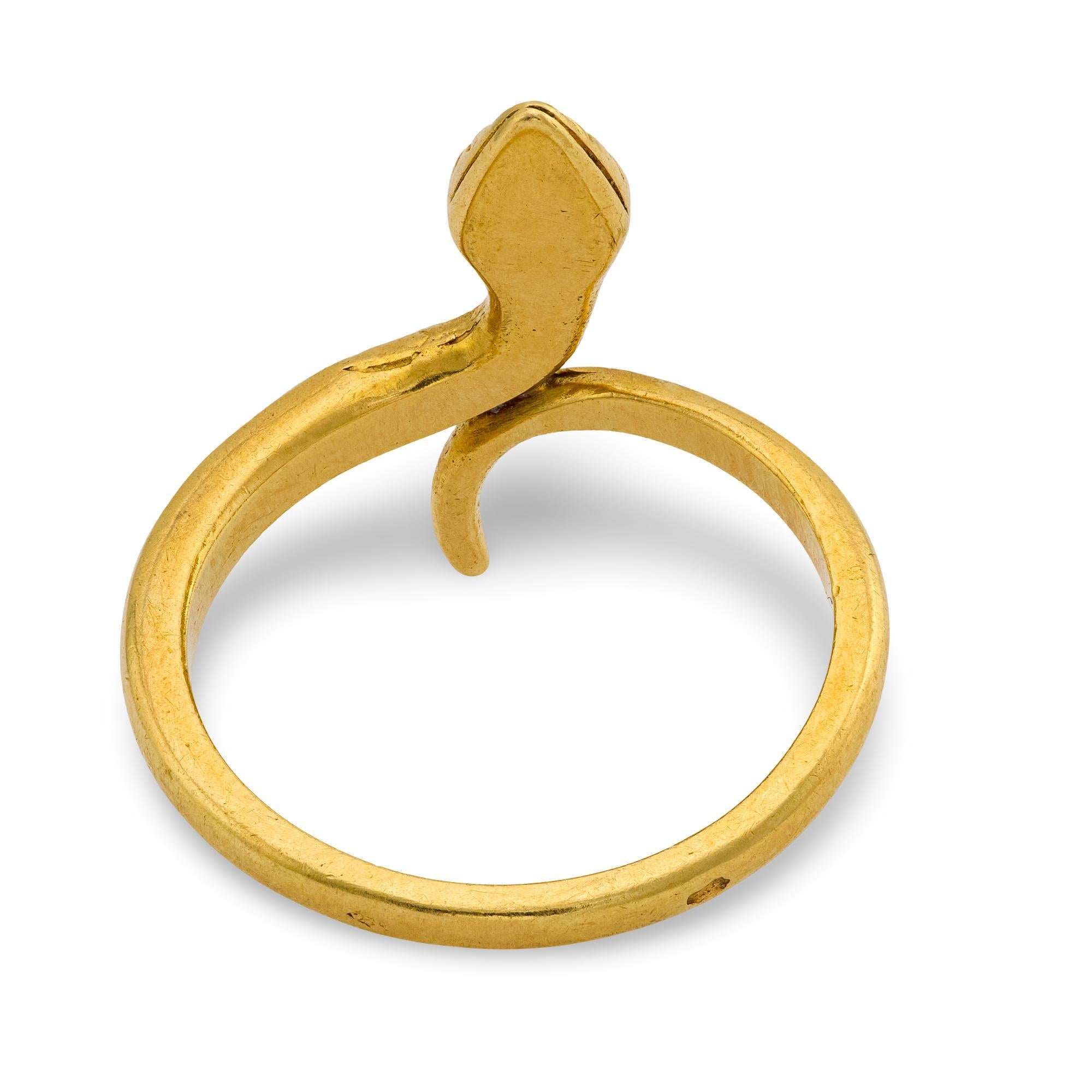Victorian French 18k yellow gold snake ring For Sale 2