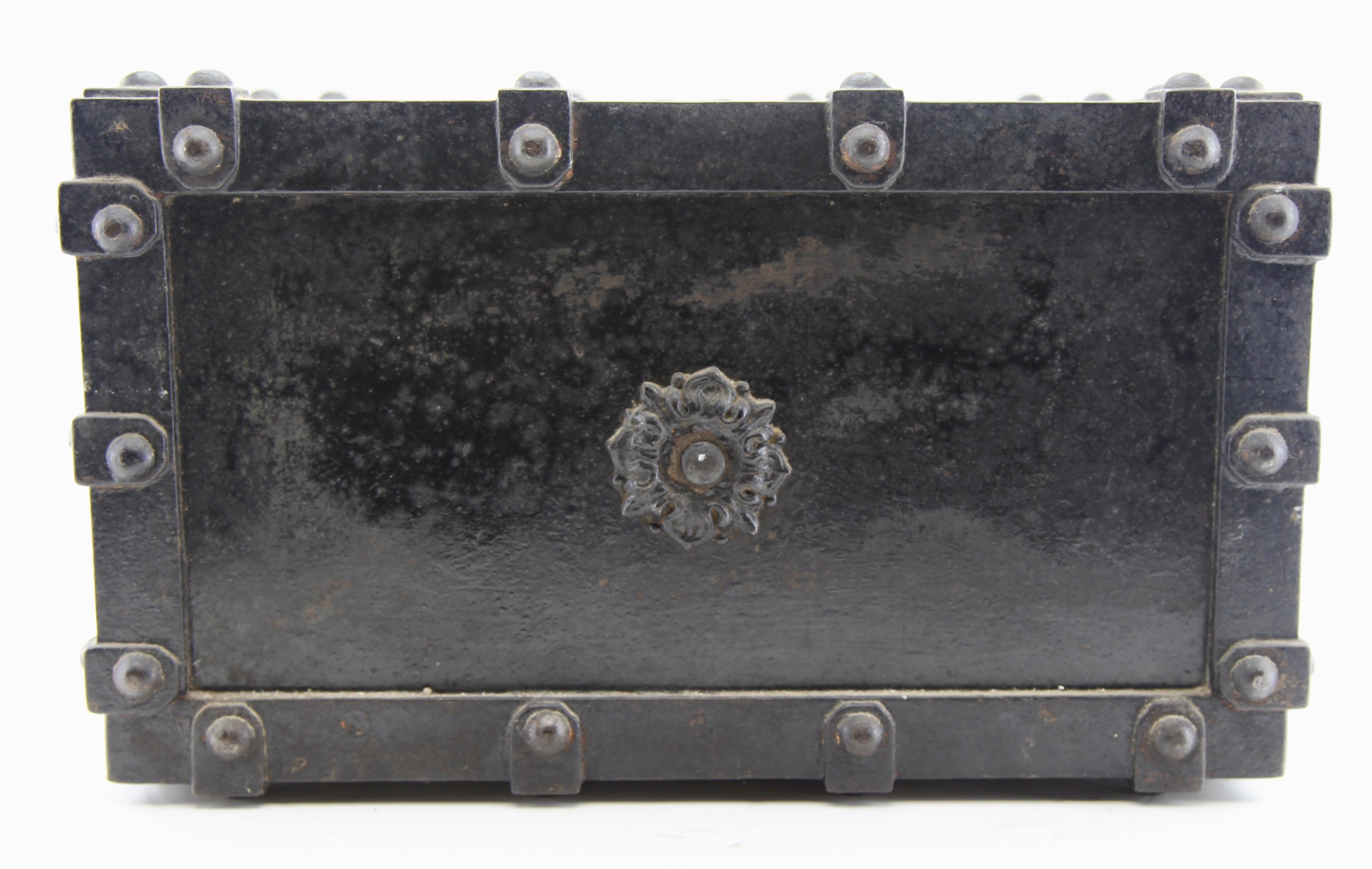 Victorian French Cast Iron Bound Strong Box by Bauche Brevete, and Original Key 3