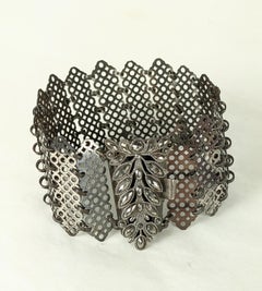 Pulsera victoriana de acero corten francés