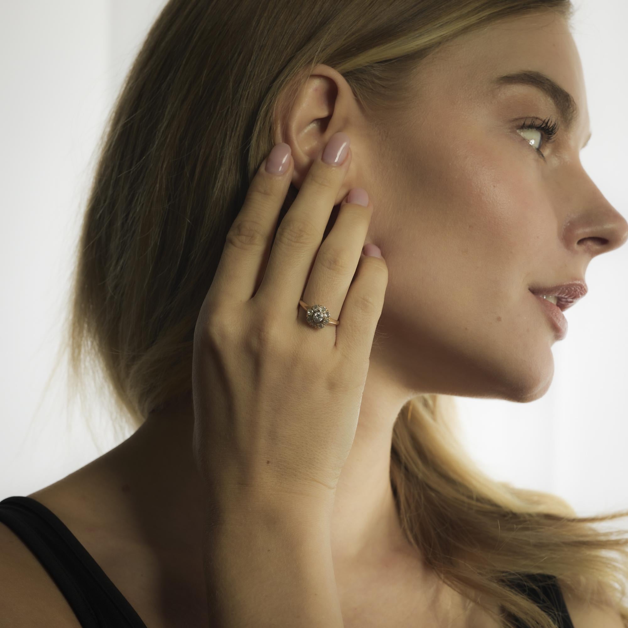Taglio brillante Anello vittoriano francese con diamanti in oro rosa 18 ct. in vendita