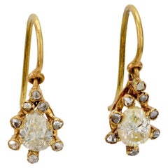 Orecchini vittoriani francesi con diamanti in oro giallo 18 ct.